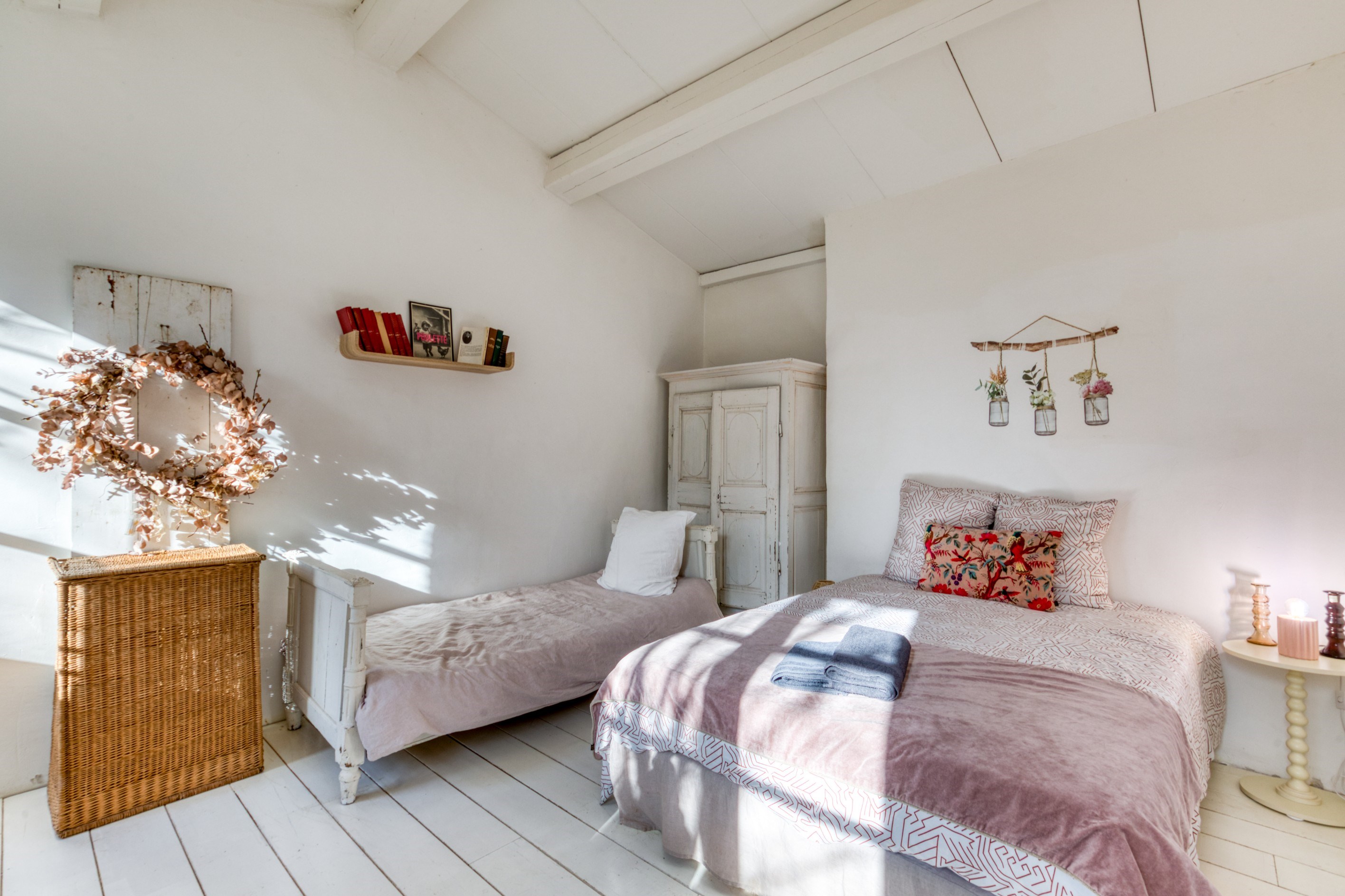  An exceptional stone farmhouse exuding charm and authenticity - 物件實景
