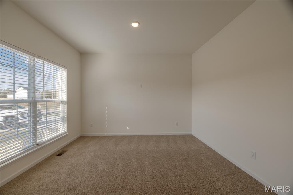 Wentzville, Missouri, 63385, United States, 4 Bedrooms Bedrooms, ,4 BathroomsBathrooms,Residential,For Sale,1948699