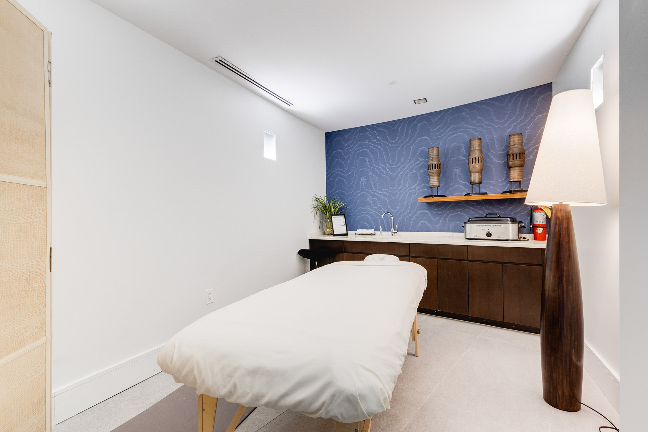  Immaculate Two Bedroom with Dedicated Office/Den at Sought-after Terminus - 物件實景