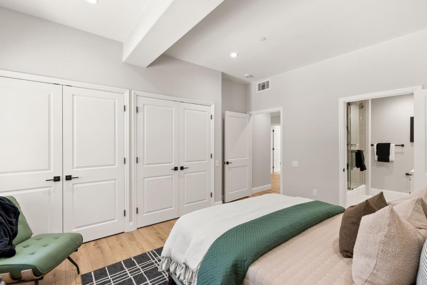 Palo Alto, California, 94306, United States, 2 Bedrooms Bedrooms, ,2 BathroomsBathrooms,Residential,For Sale,1804042