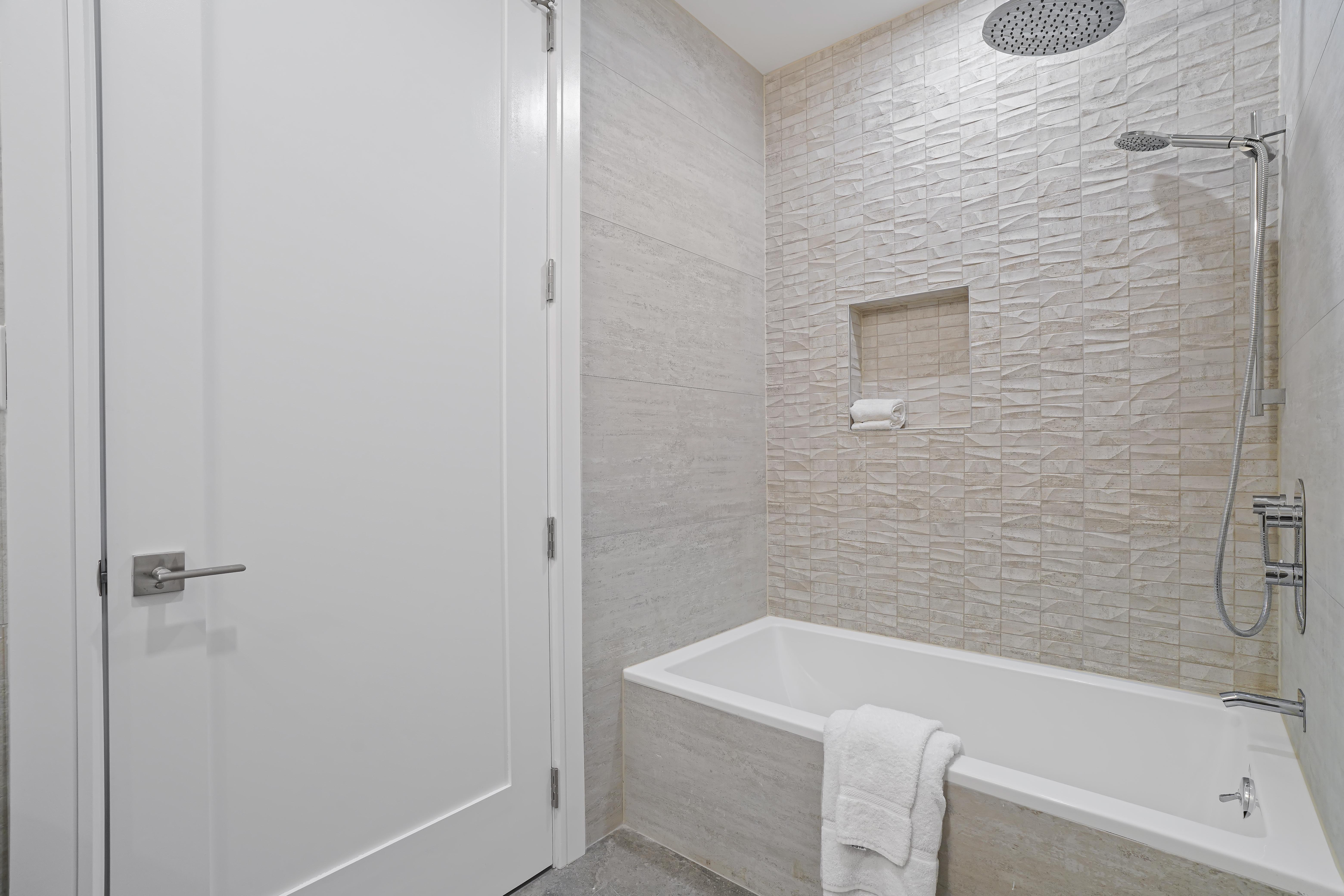  21-31 Shore Blvd #1B, Queens, NY, 11105 - 物件實景