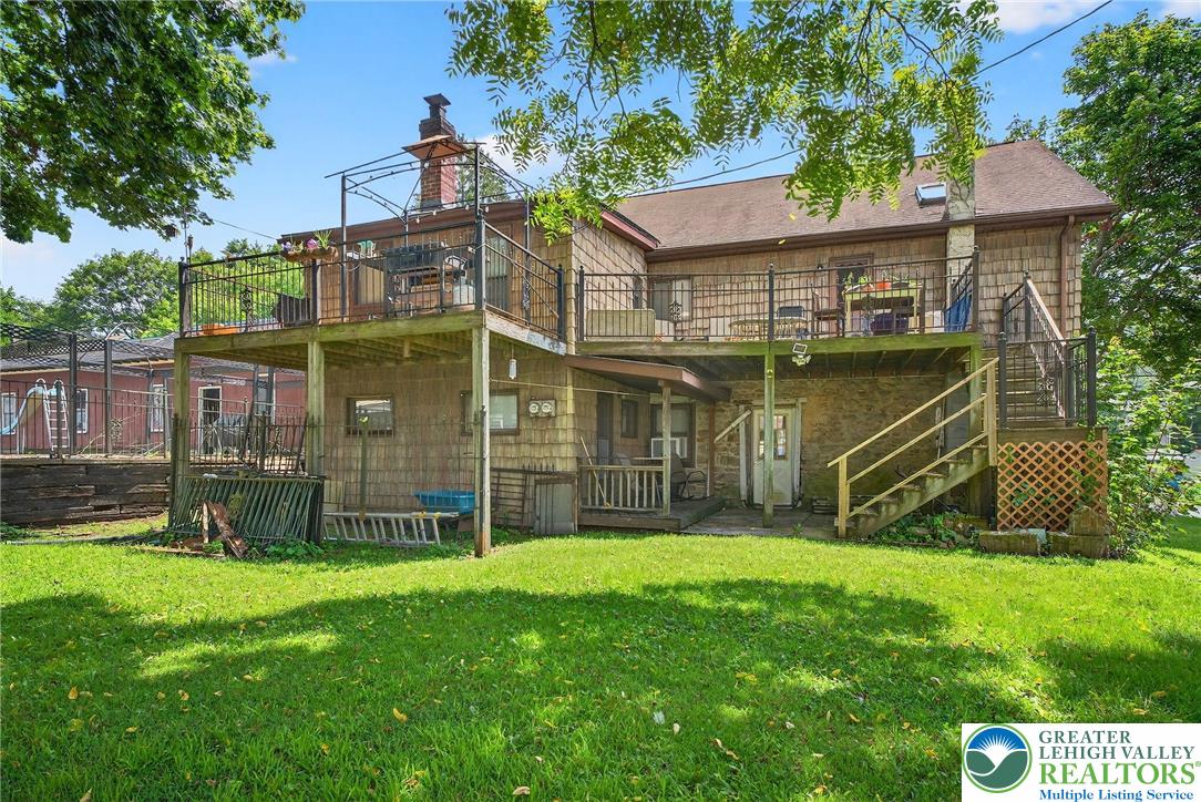 Jim Thorpe Boro, Pennsylvania, 18229, United States, 7 Bedrooms Bedrooms, ,3 BathroomsBathrooms,Residential,For Sale,1903669