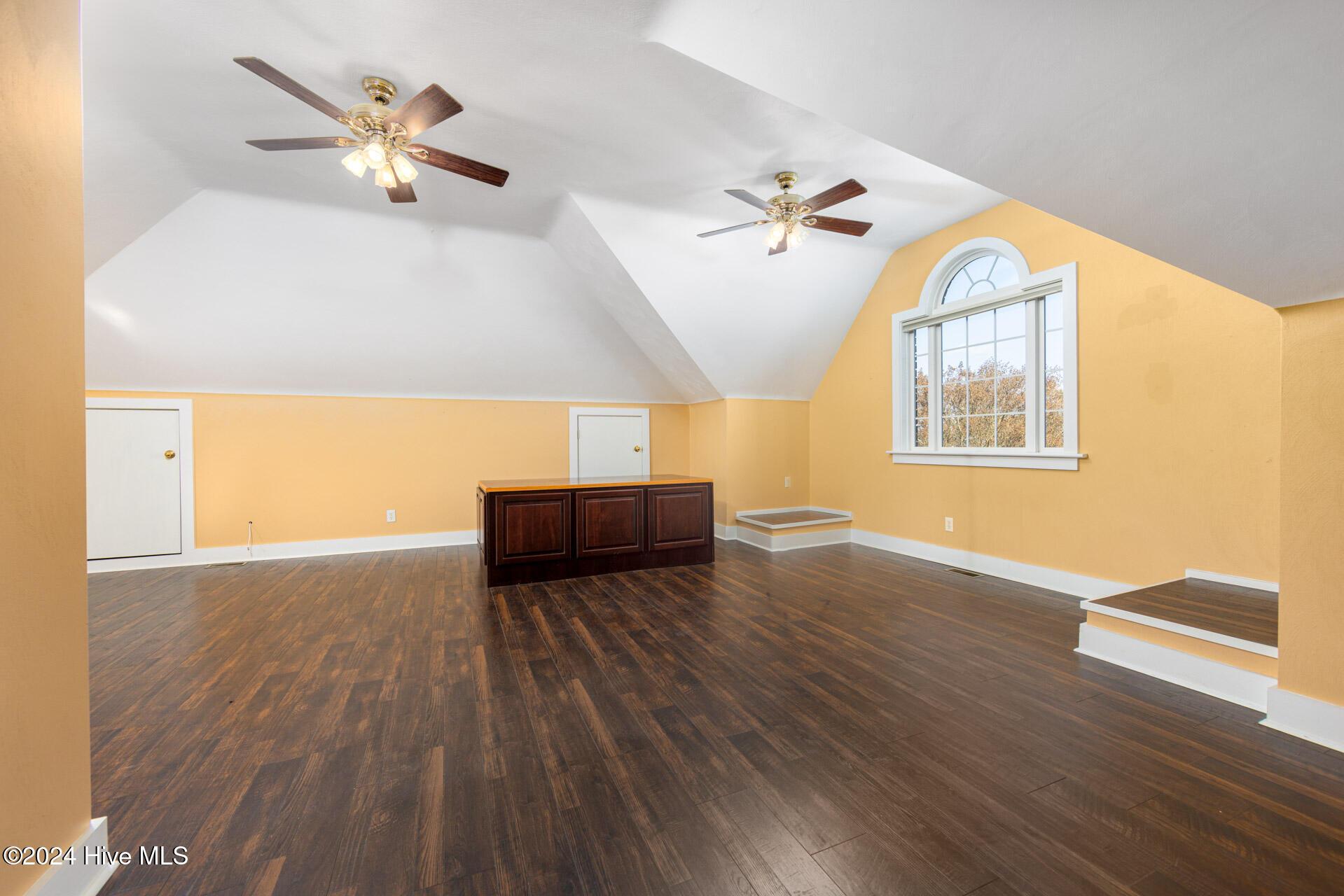 Currituck, North Carolina, 27929, United States, 4 Bedrooms Bedrooms, ,4 BathroomsBathrooms,Residential,For Sale,1849903