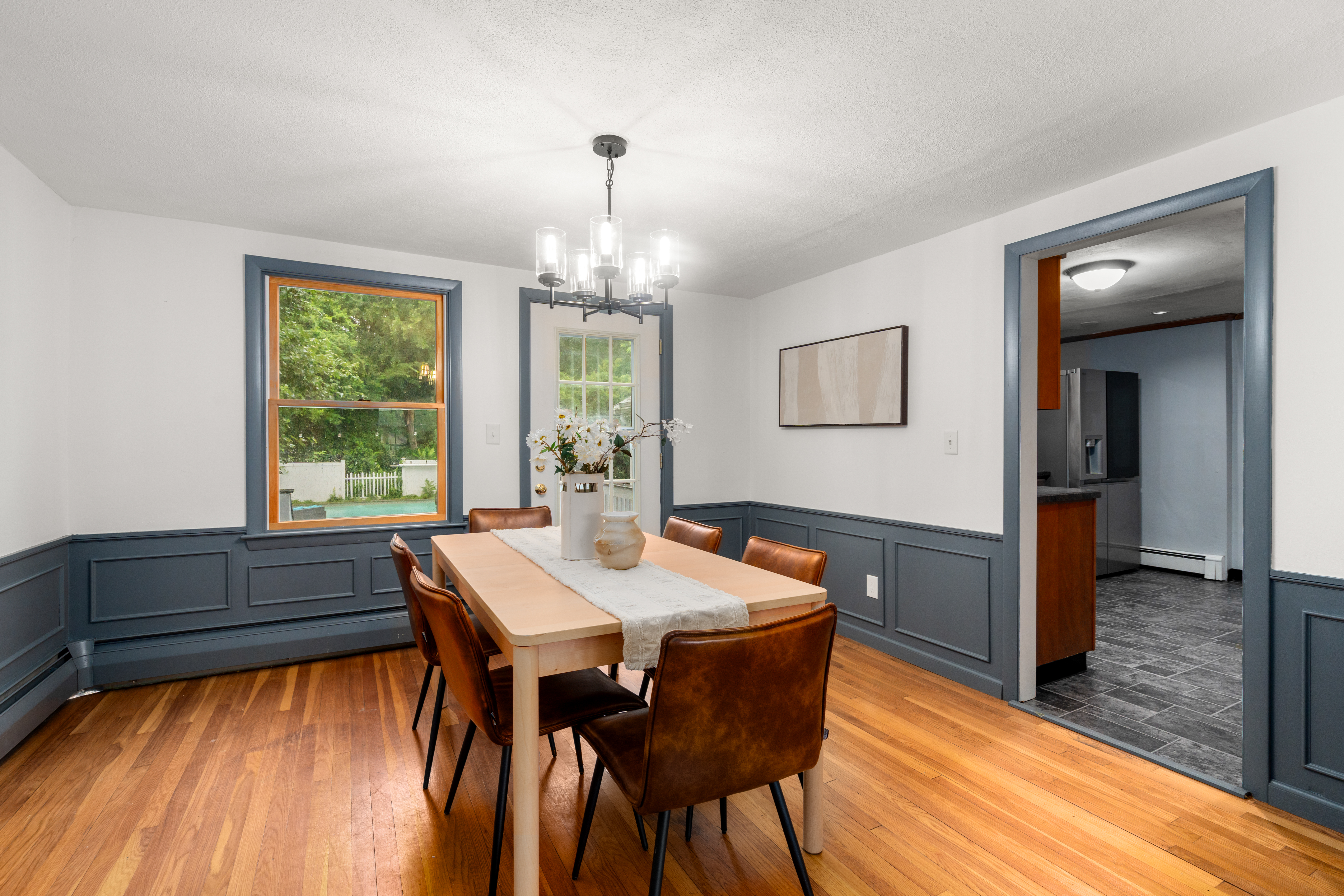  10 Locust Street, Burlington, MA, 01803 - 物件實景