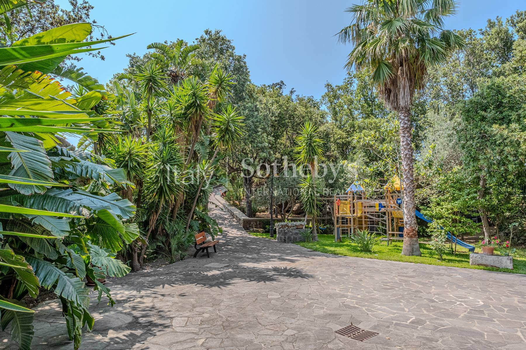  Charming seafront villa in Punta Caruso - 物件實景