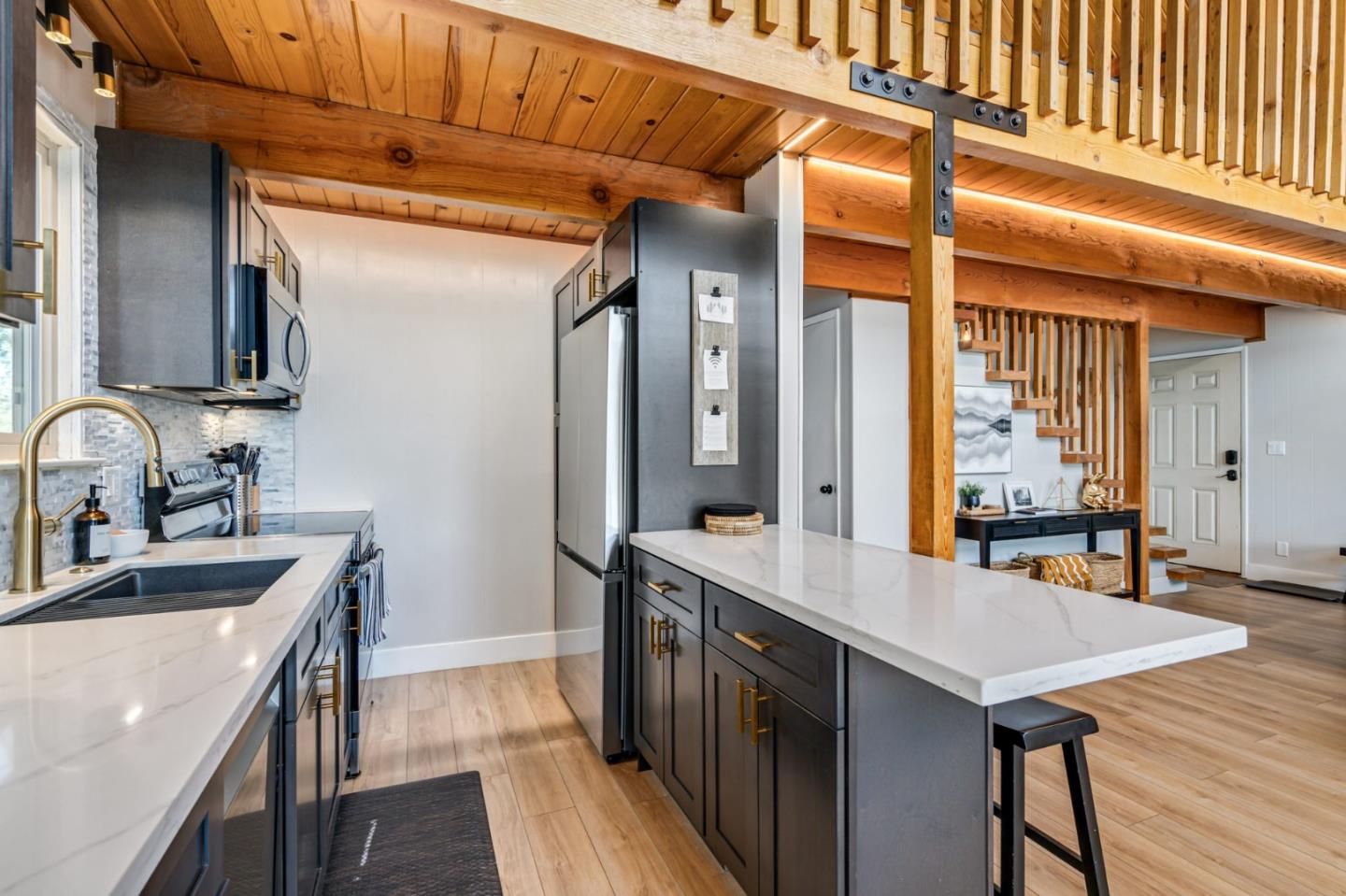 Groveland, California, 95321, United States, 2 Bedrooms Bedrooms, ,3 BathroomsBathrooms,Residential,For Sale,1962373