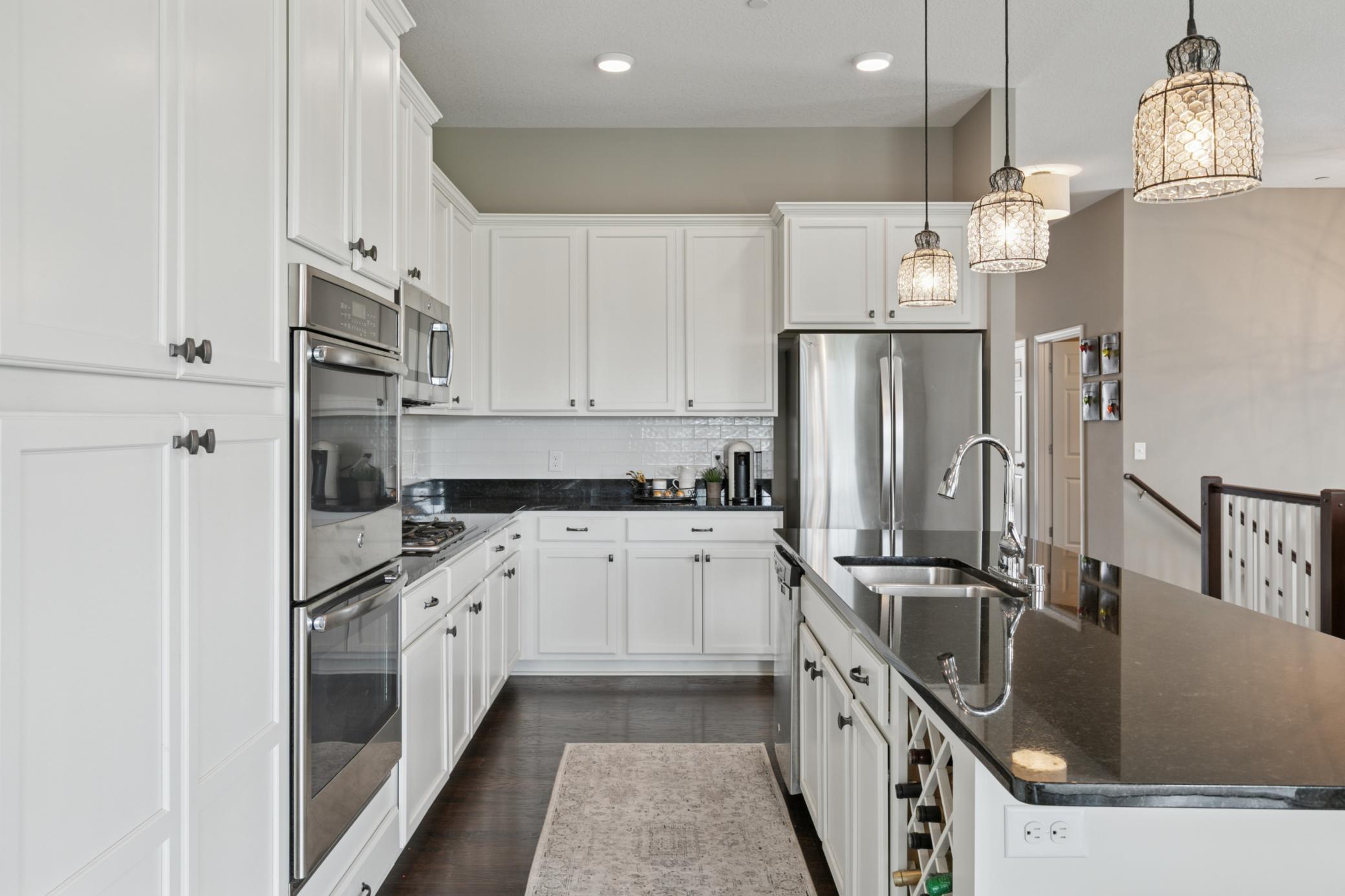 Lakeville, Minnesota, 55044, United States, 3 Bedrooms Bedrooms, ,2 BathroomsBathrooms,Residential,For Sale,1971412