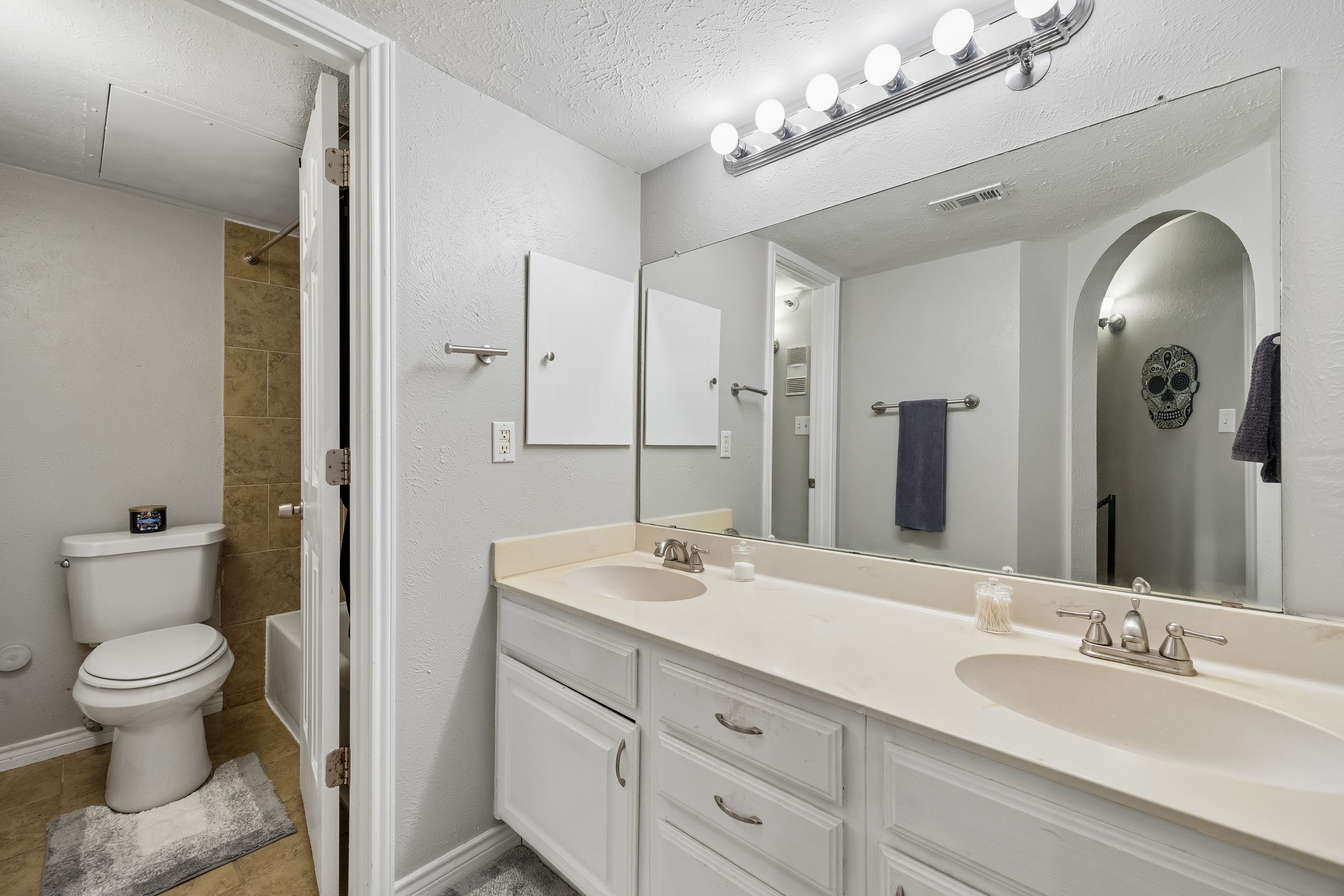  Two-story Bryan Place loft with quick access to Downtown Dallas. - 物件實景
