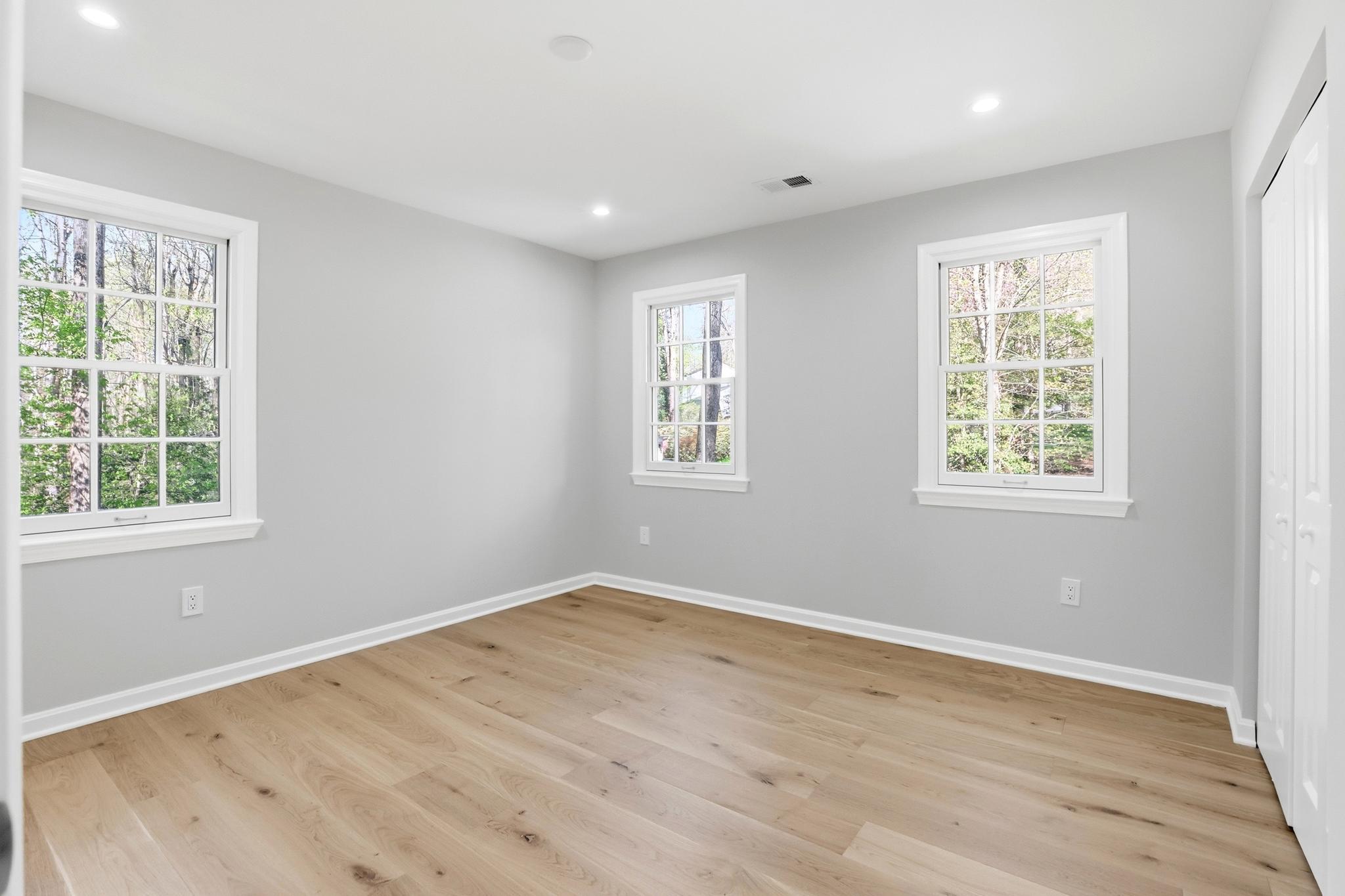  12136 Westwood Hills Drive, Herndon, VA, 20171 - 物件實景