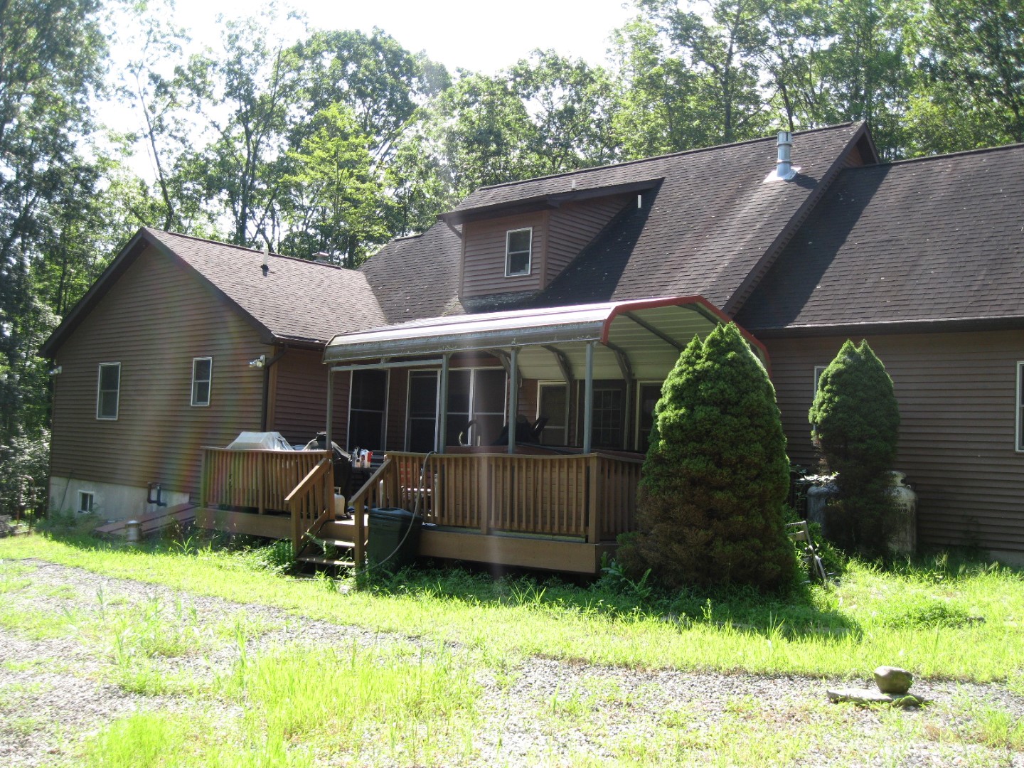 Hawley, Pennsylvania, 18428, United States, 4 Bedrooms Bedrooms, ,4 BathroomsBathrooms,Residential,For Sale,1907395
