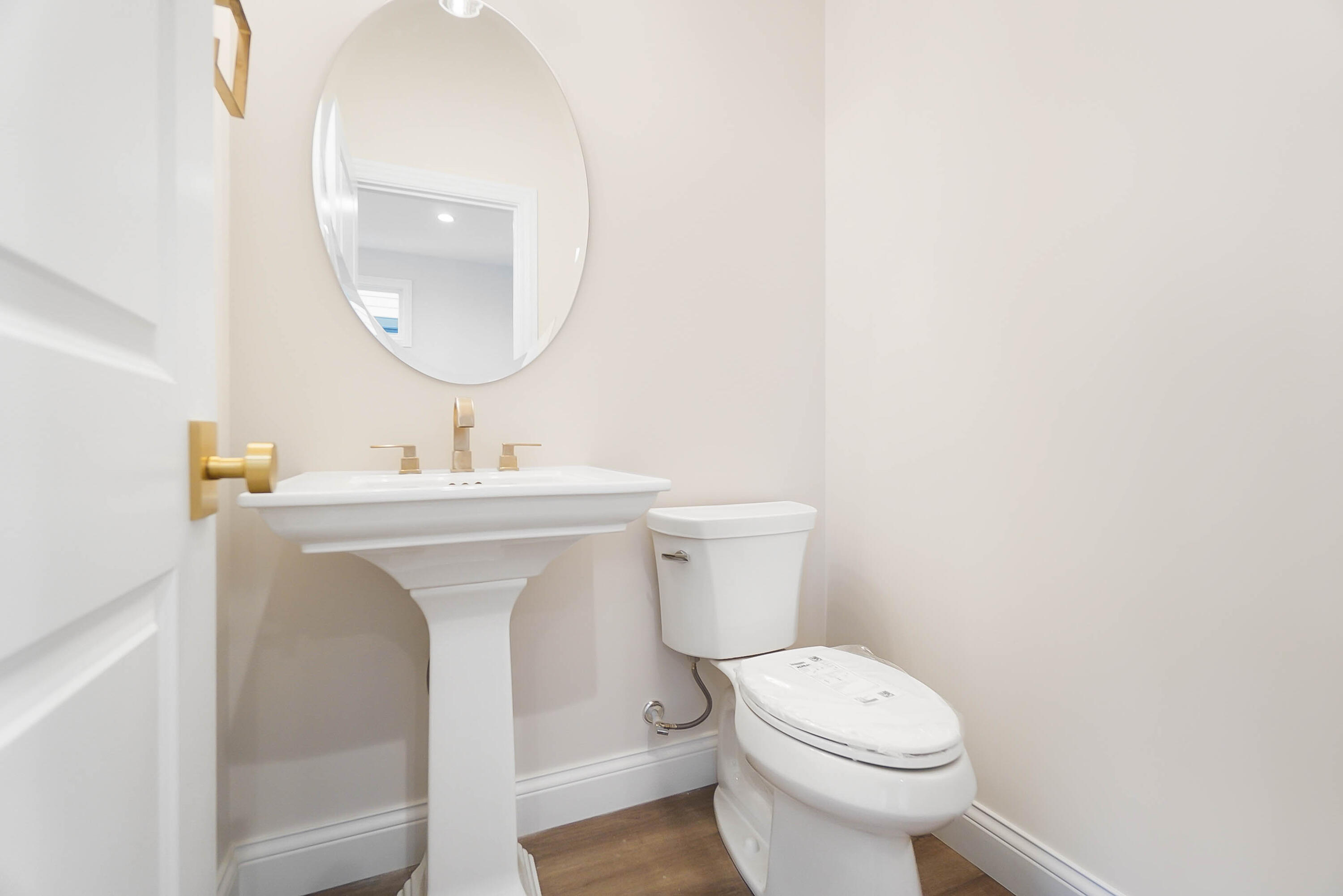 Newport, Kentucky, 41071, United States, 3 Bedrooms Bedrooms, ,4 BathroomsBathrooms,Residential,For Sale,1786326