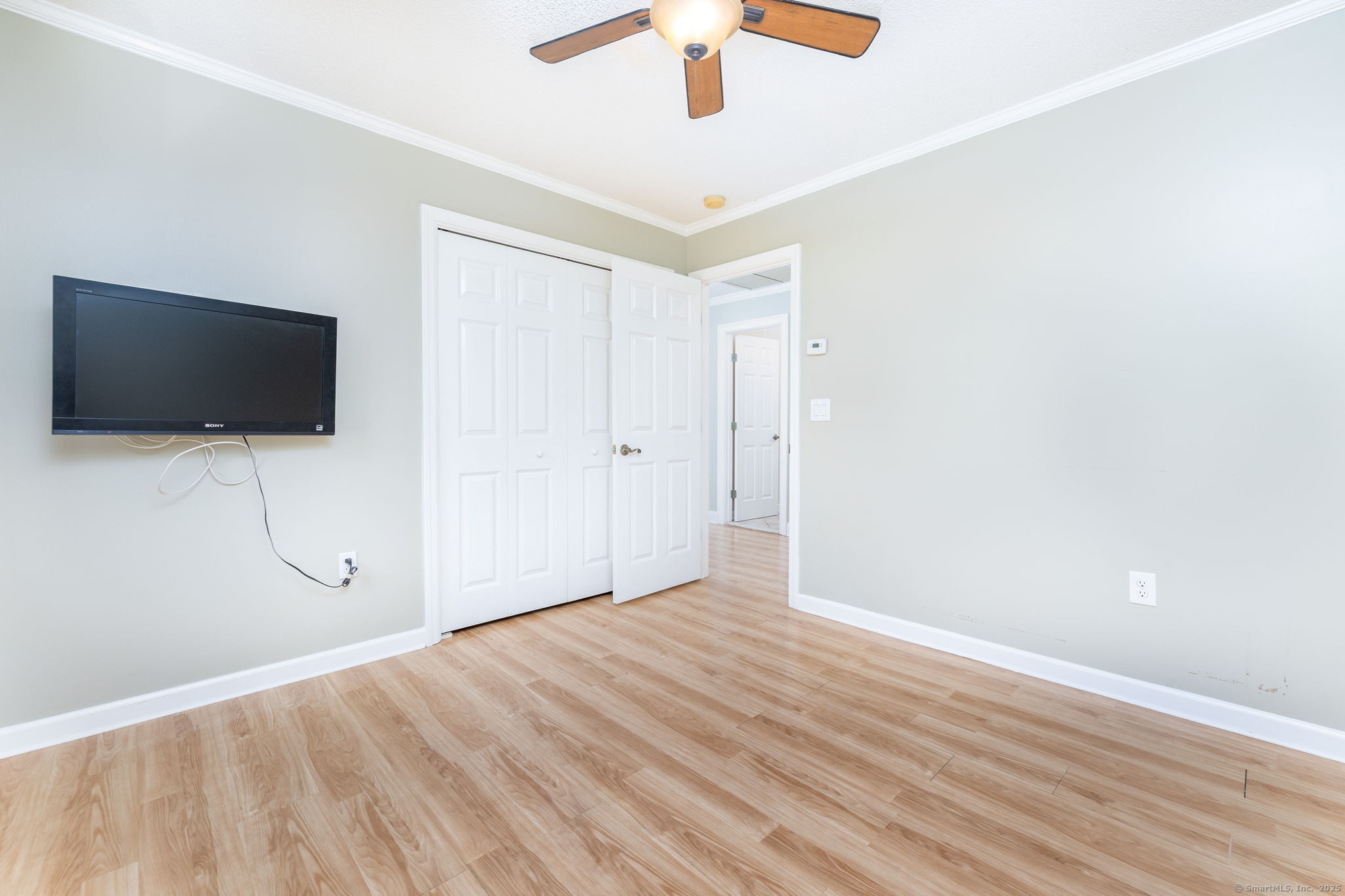Manchester, Connecticut, 06040, United States, 3 Bedrooms Bedrooms, ,3 BathroomsBathrooms,Residential,For Sale,1917264