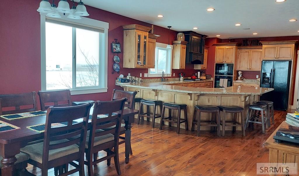 IDAHO FALLS, Idaho, 83401, United States, 5 Bedrooms Bedrooms, ,4 BathroomsBathrooms,Residential,For Sale,1895056