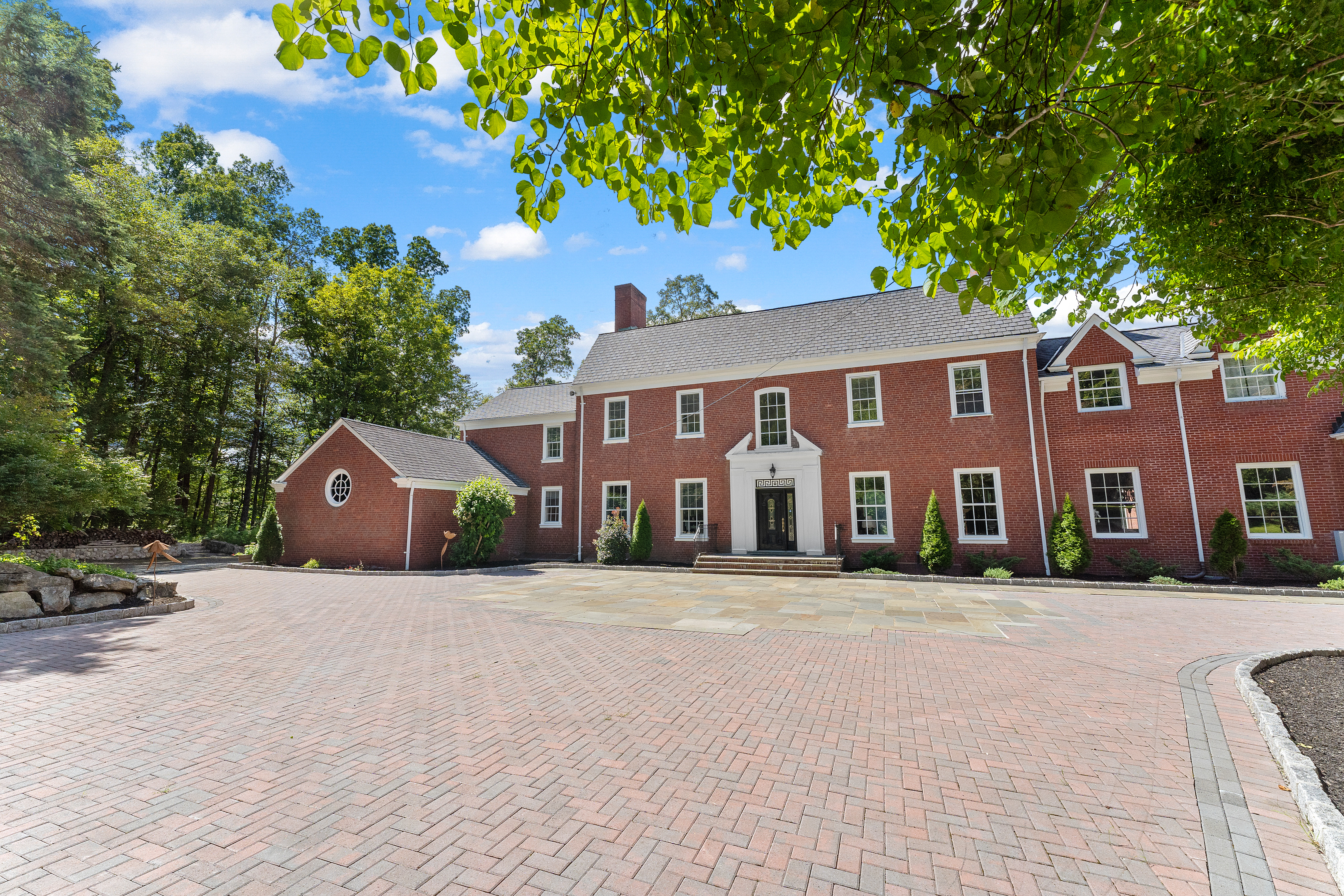 a legacy estate where  natural beauty and serenity meet sophisticated living 