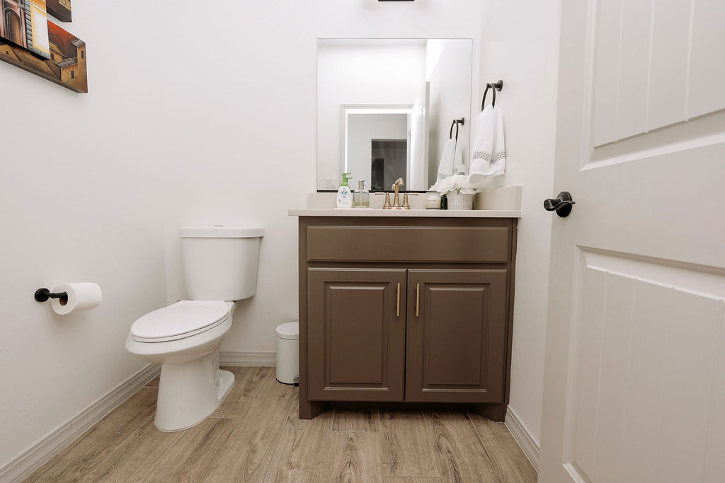 Carlsbad, New Mexico, 88220, United States, 4 Bedrooms Bedrooms, ,3 BathroomsBathrooms,Residential,For Sale,2012114