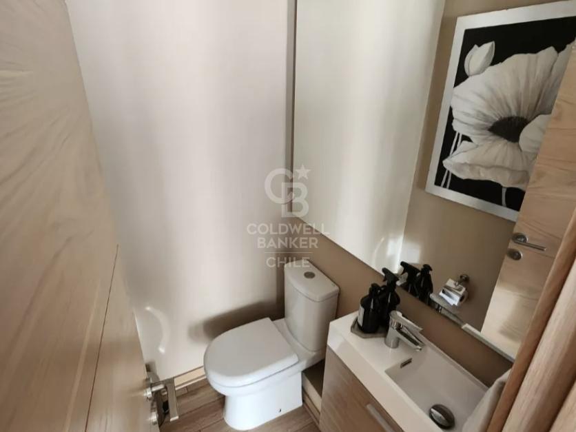 Lo Barnechea, Chile, 4 Bedrooms Bedrooms, ,4 BathroomsBathrooms,Residential,For Sale,1697048