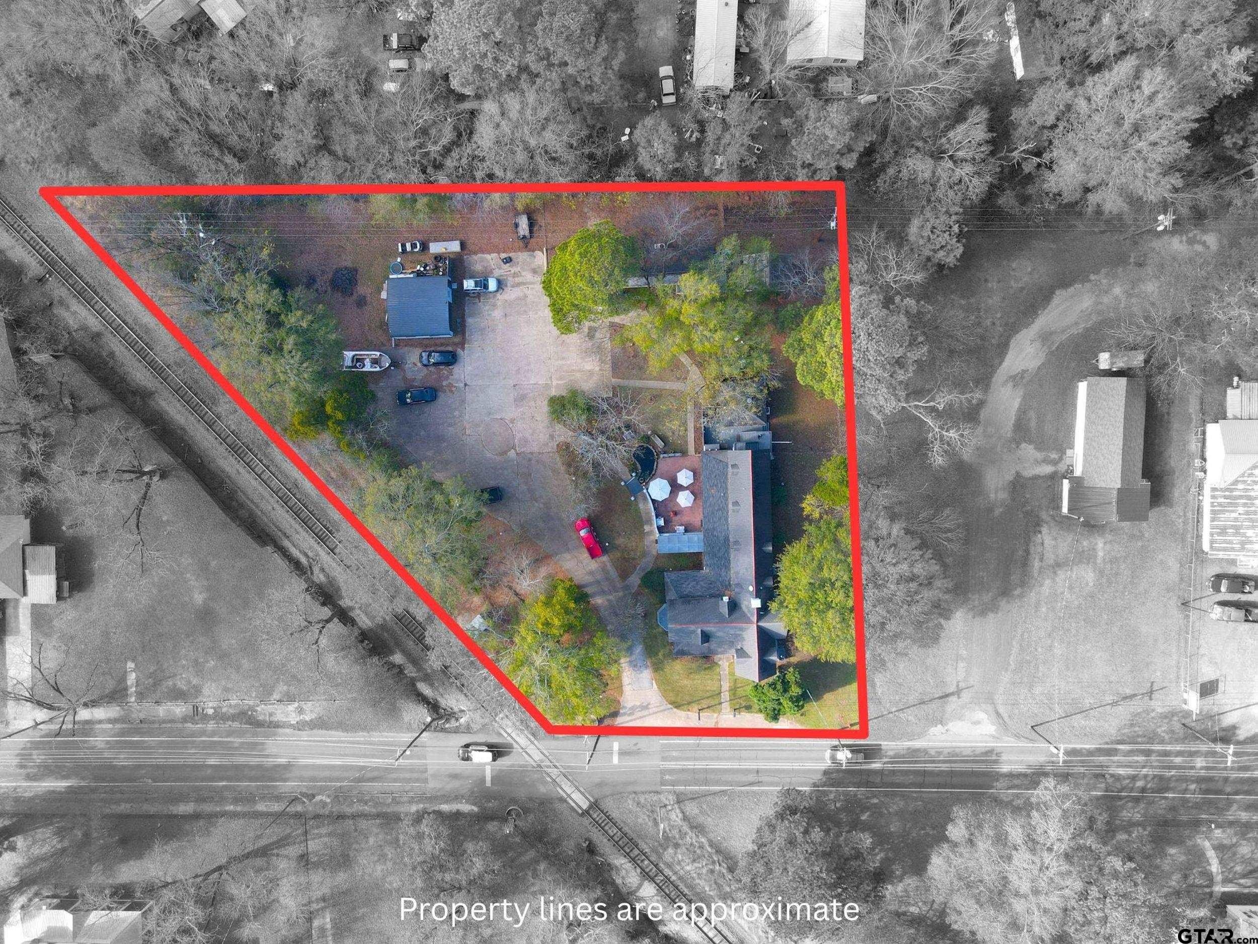 Pittsburg, Texas, 75686, United States, 6 Bedrooms Bedrooms, ,8 BathroomsBathrooms,Residential,For Sale,2005846