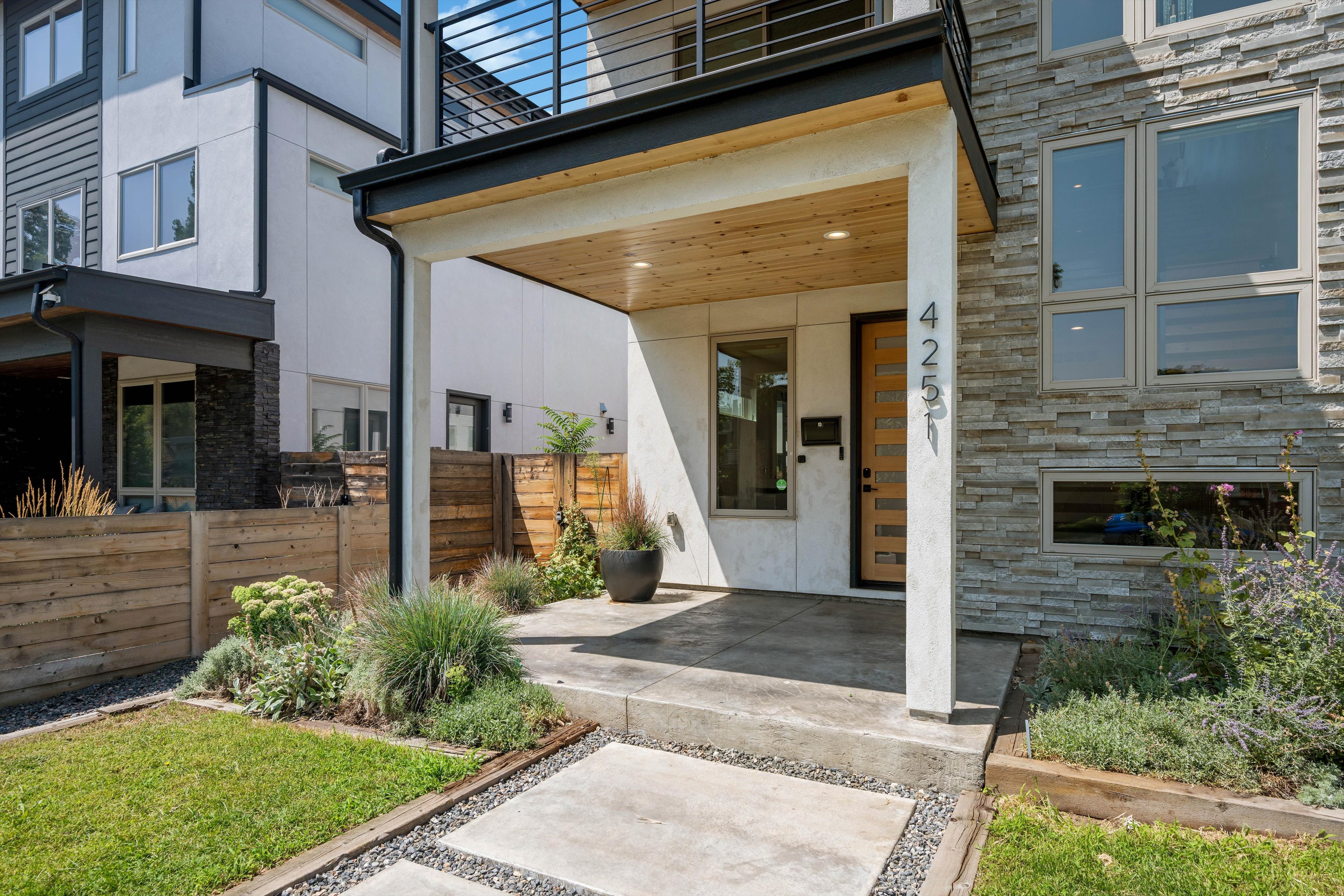  Exceptional Sunnyside Residence - 物件實景
