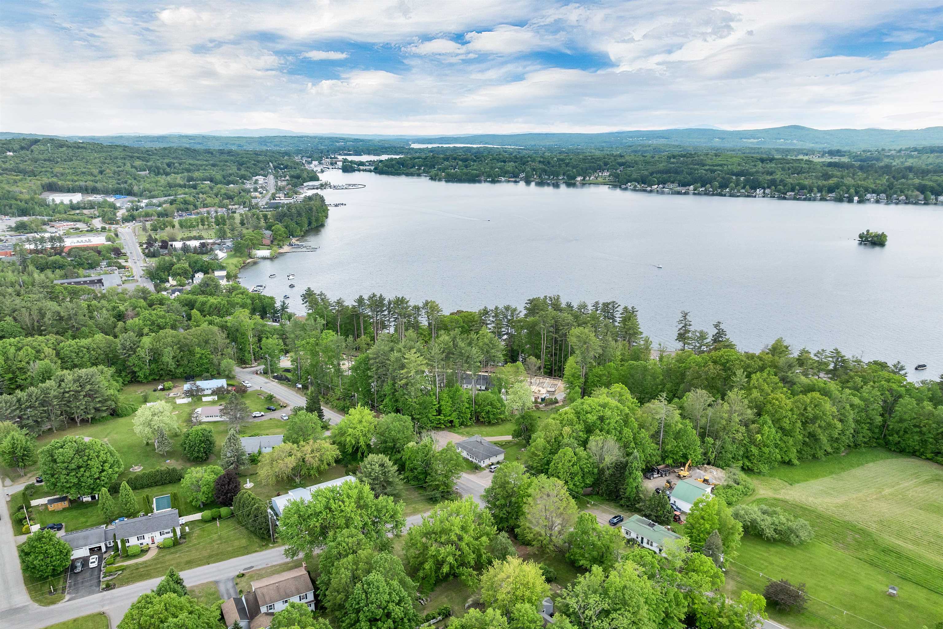 Laconia, New Hampshire, 03246, United States, 3 Bedrooms Bedrooms, ,2 BathroomsBathrooms,Residential,For Sale,1838158