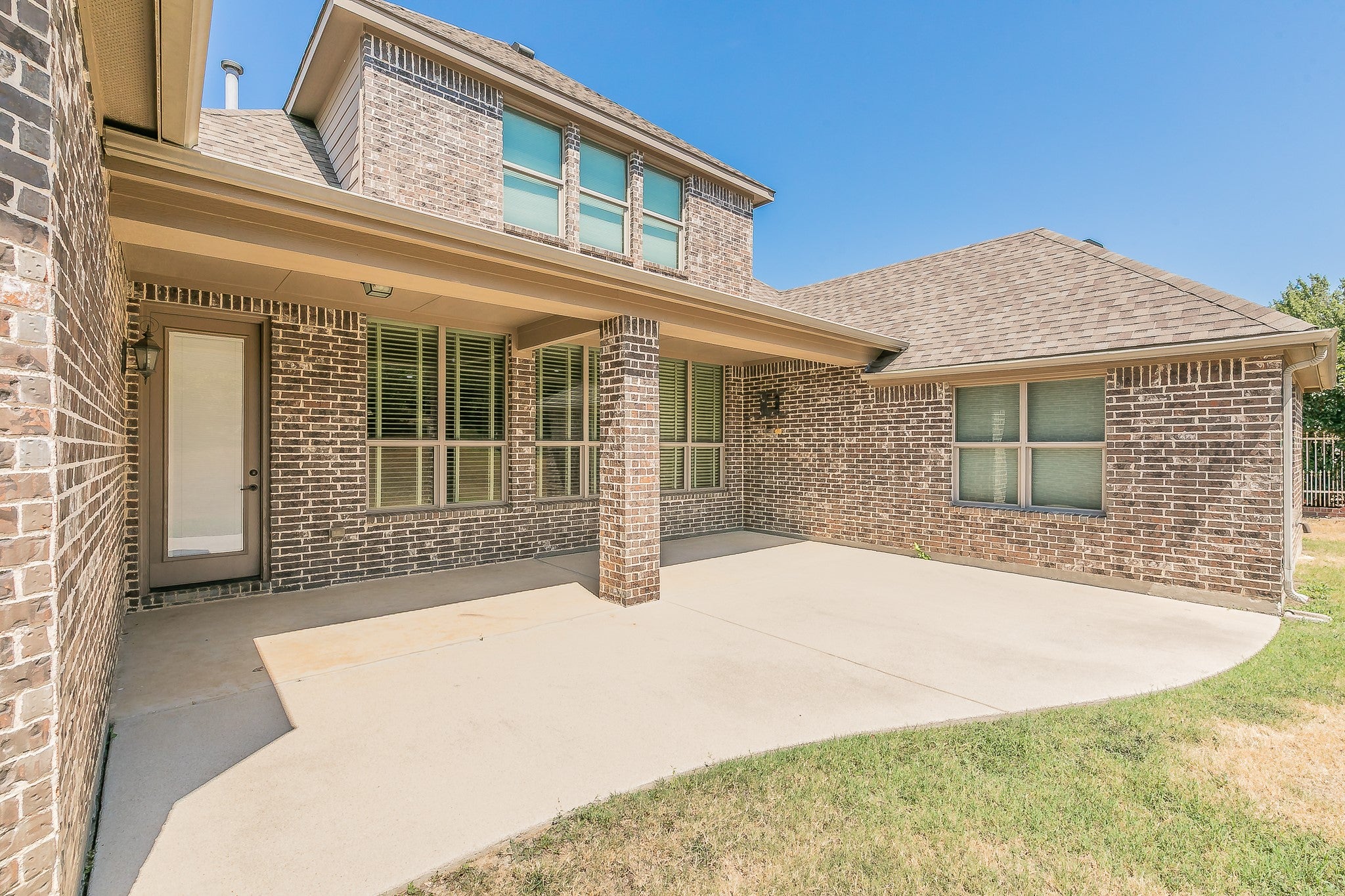 Fort Worth, Texas, 76179, United States, 5 Bedrooms Bedrooms, ,3 BathroomsBathrooms,Residential,For Sale,1980950