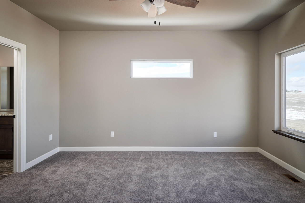 Cheyenne, Wyoming, 82009, United States, 3 Bedrooms Bedrooms, ,2 BathroomsBathrooms,Residential,For Sale,1978031