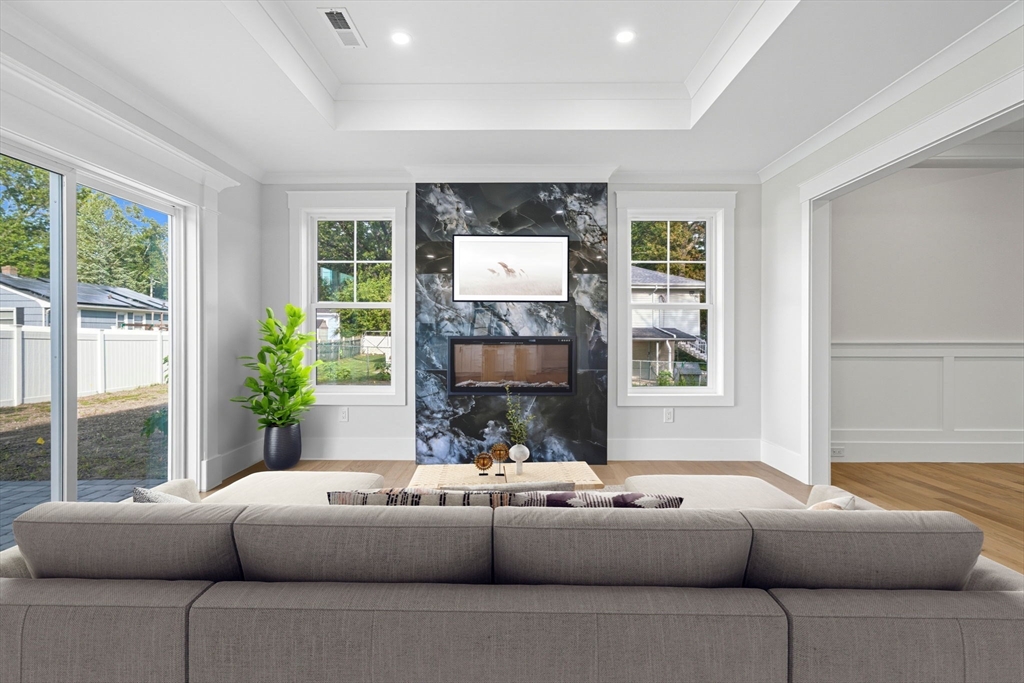 Attleboro, Massachusetts, 02703, United States, 4 Bedrooms Bedrooms, ,3 BathroomsBathrooms,Residential,For Sale,1973726