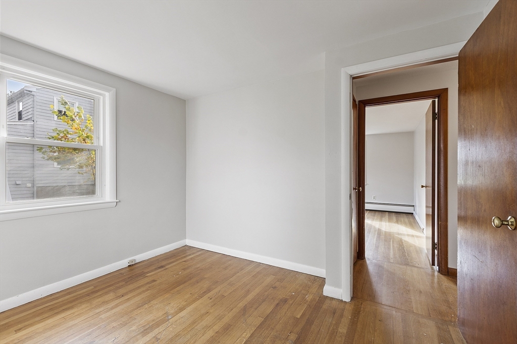 Littleton, Massachusetts, 01460, United States, 3 Bedrooms Bedrooms, ,1 BathroomBathrooms,Residential,For Sale,1991469