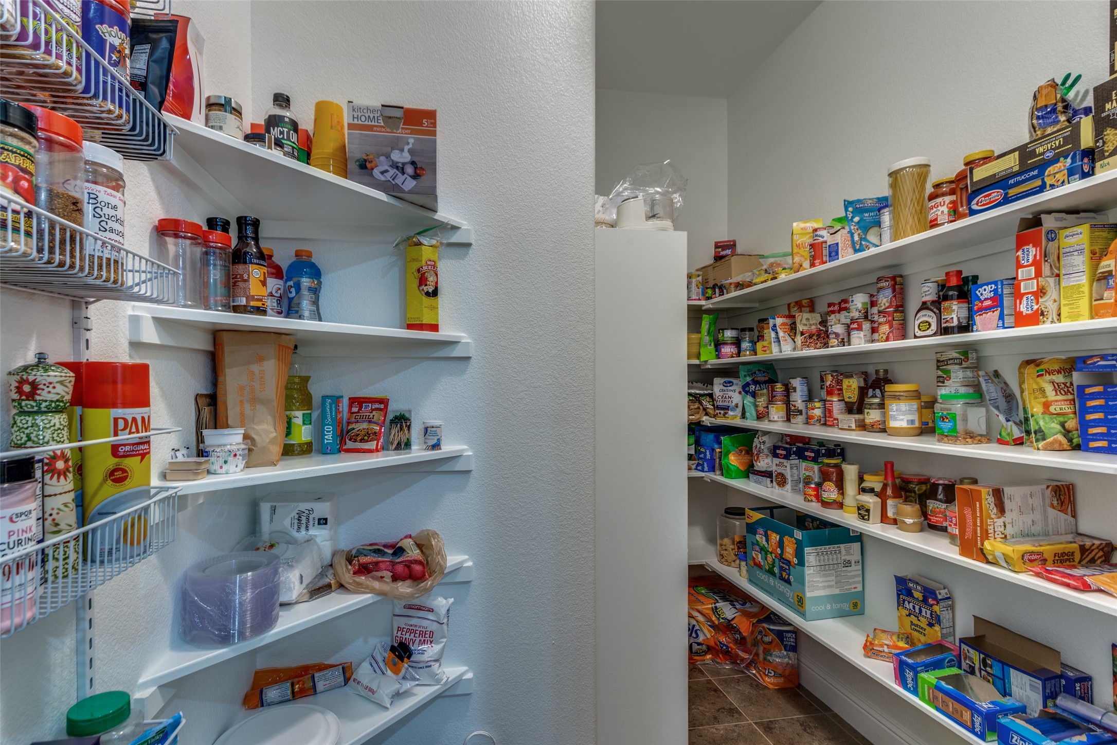 100 Stone Canyon Circle, Fort Worth, Texas, 76108, United States, 4 Bedrooms Bedrooms, ,5 BathroomsBathrooms,Residential,For Sale,100 Stone Canyon Circle,1645920