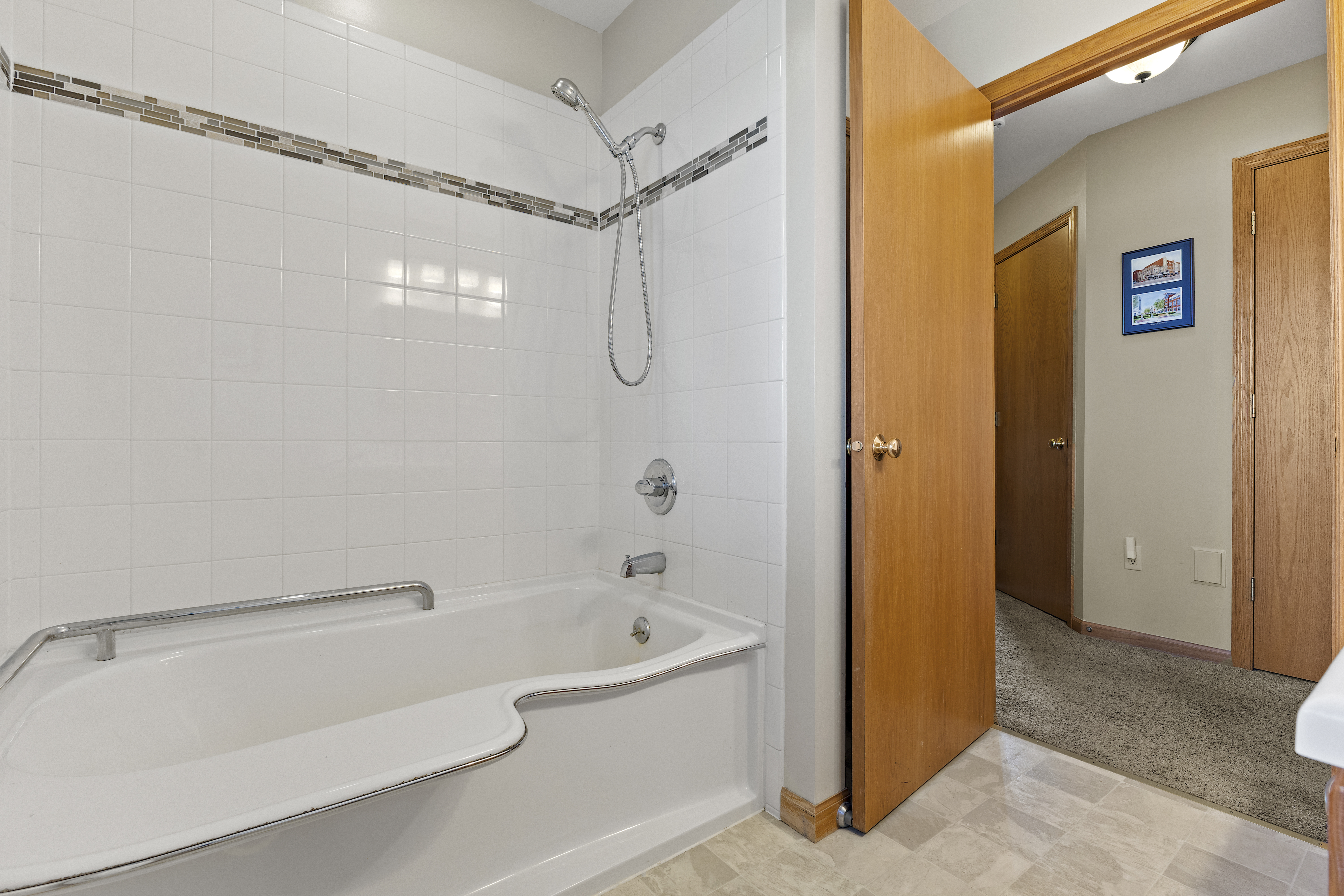  tranquil 3-acre homestead in union  grove - 物件實景