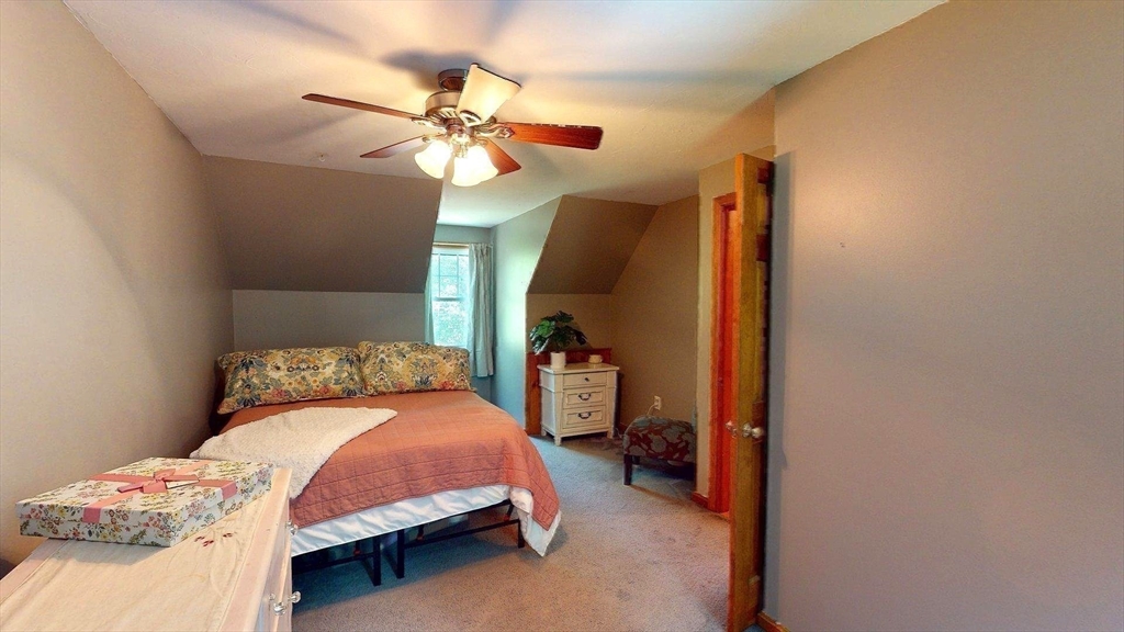 Franklin, Massachusetts, 02038, United States, 3 Bedrooms Bedrooms, ,2 BathroomsBathrooms,Residential,For Sale,1976390