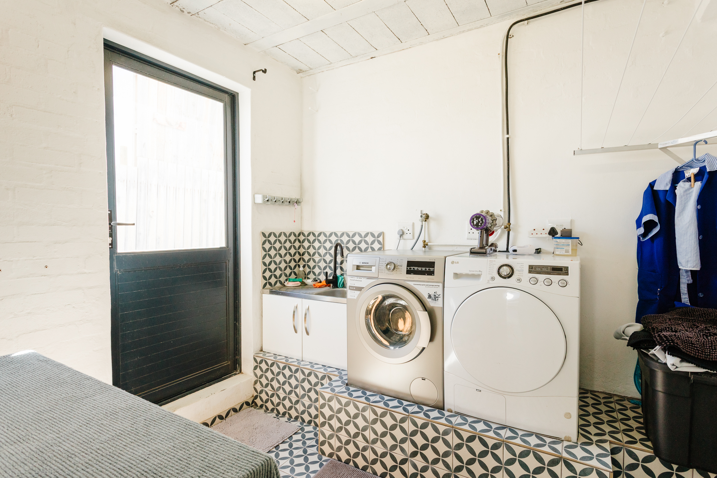  Brick & Mortar Meets Ocean & Artist - 物件實景