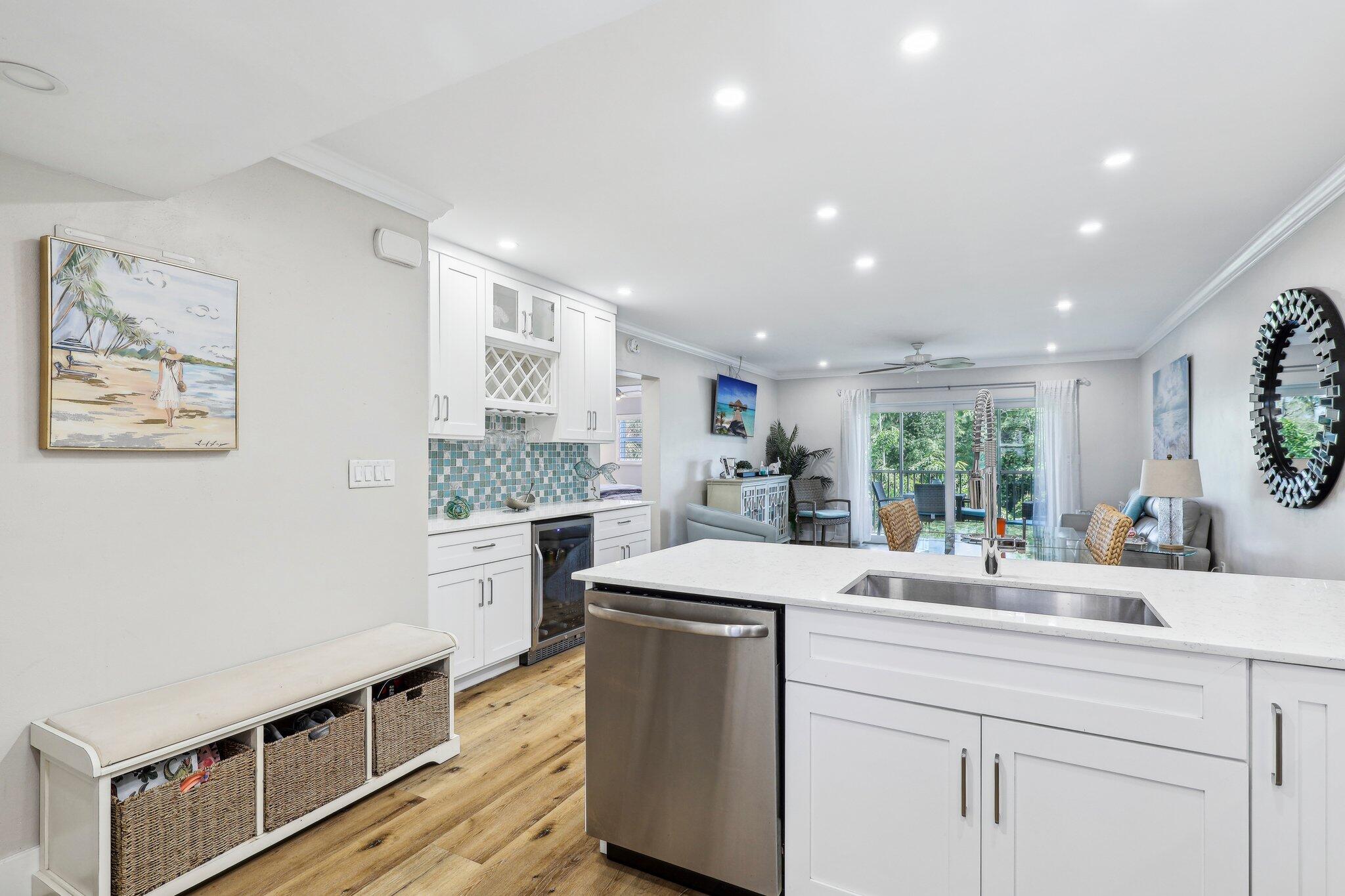 Boca Raton, Florida, 33432, United States, 2 Bedrooms Bedrooms, ,2 BathroomsBathrooms,Residential,For Sale,1826593