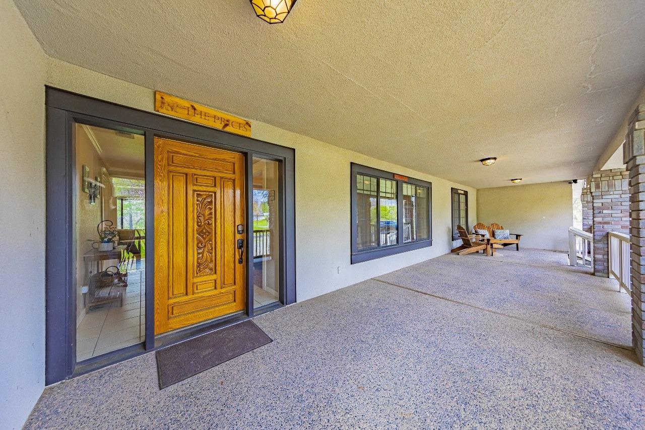 Oakhurst, California, 93644, United States, 3 Bedrooms Bedrooms, ,3 BathroomsBathrooms,Residential,For Sale,1977364