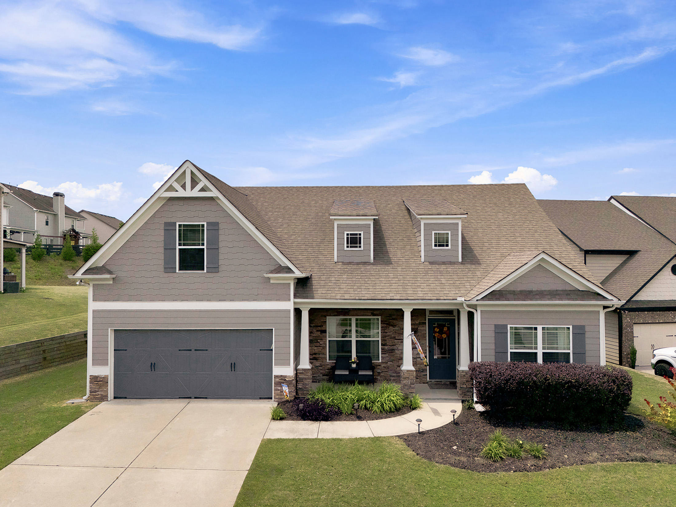  Thoughtfully Designed Craftsman Style Home in Seven Hills - 物件實景