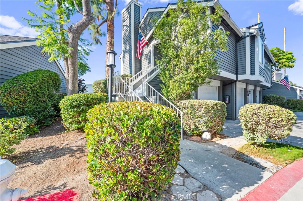 Costa Mesa, California, 92626, United States, 2 Bedrooms Bedrooms, ,2 BathroomsBathrooms,Residential,For Sale,1928708