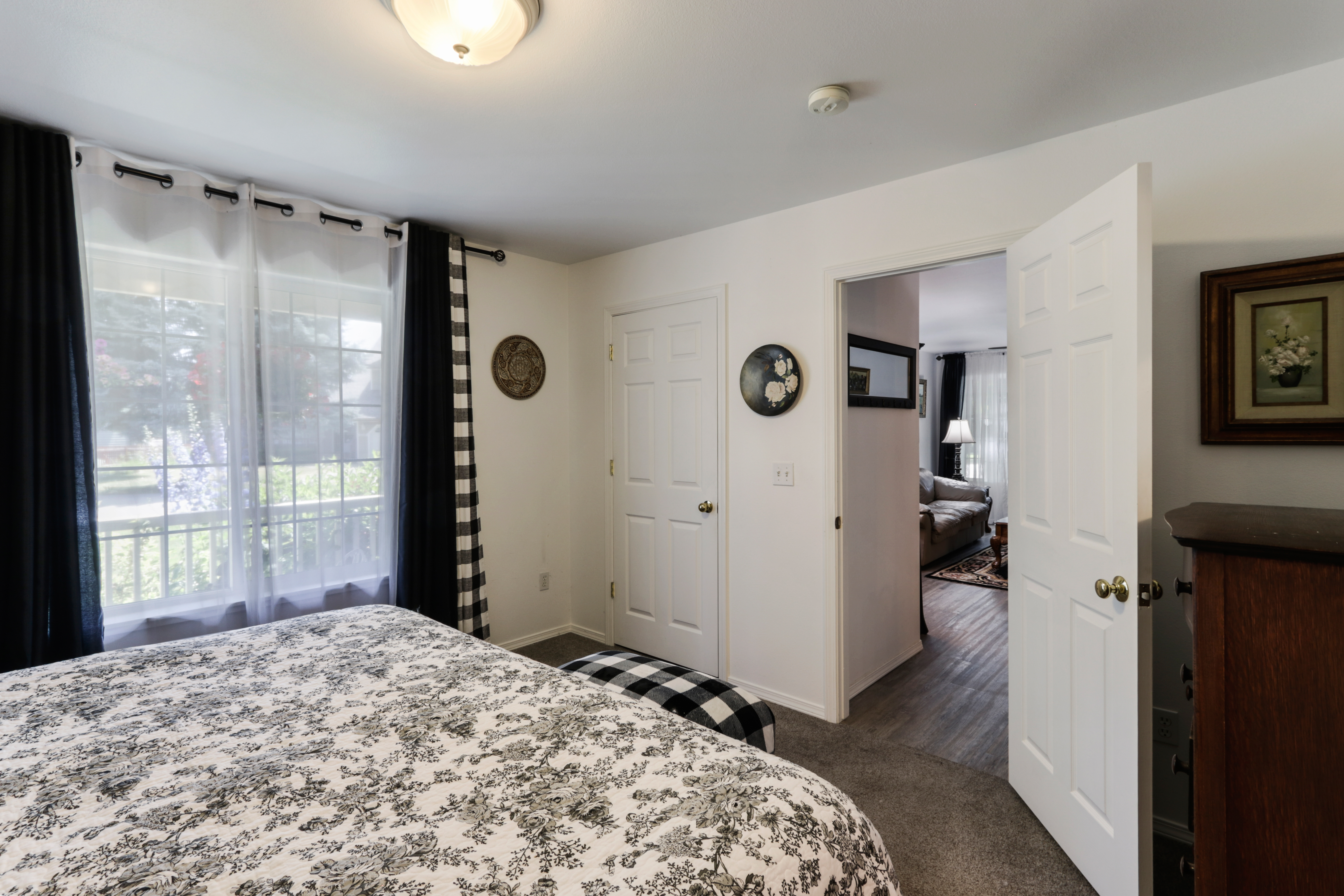 Sandpoint, Idaho, 83864, United States, 3 Bedrooms Bedrooms, ,3 BathroomsBathrooms,Residential,For Sale,1900523