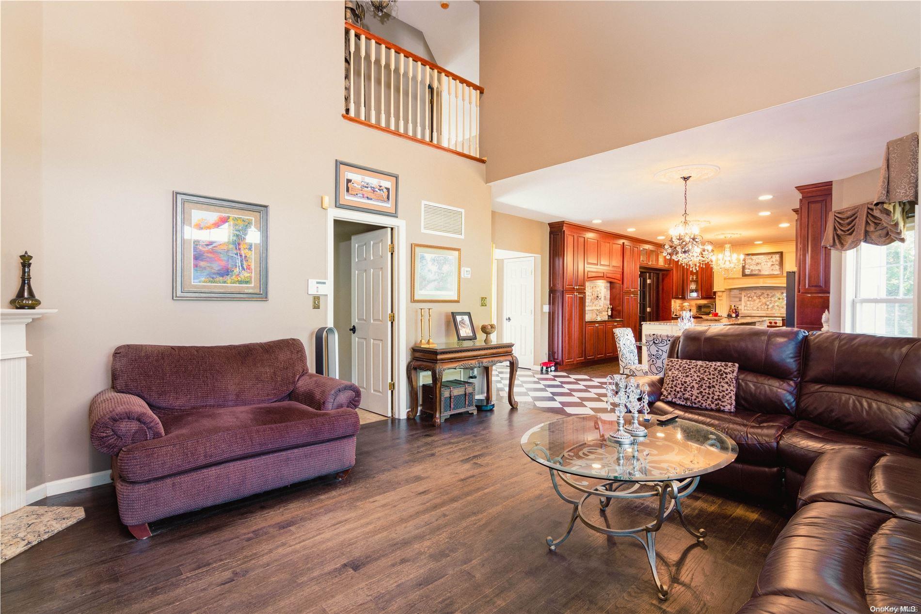 Smithtown, New York, 11787, United States, 4 Bedrooms Bedrooms, ,3 BathroomsBathrooms,Residential,For Sale,1728654