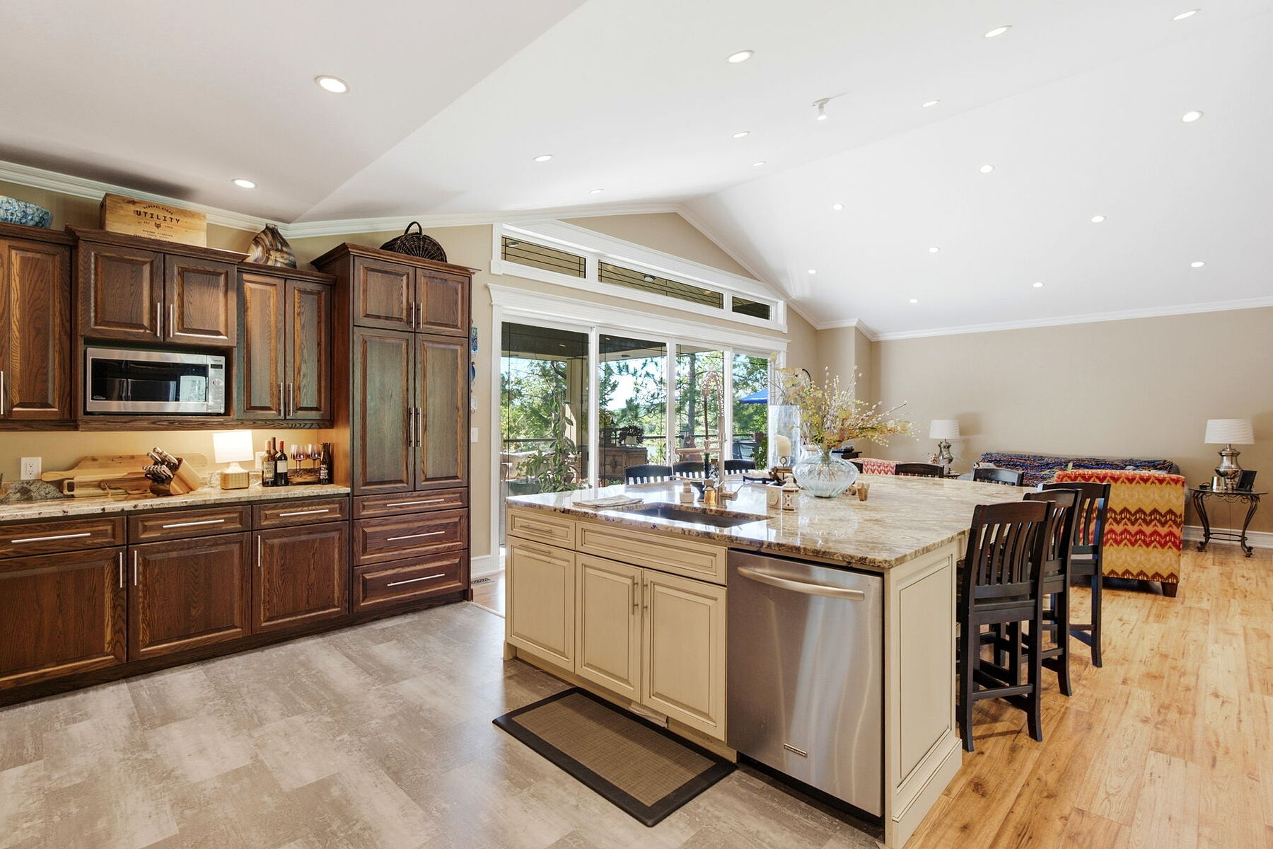  Exceptional Waterfront Estate - 物件實景