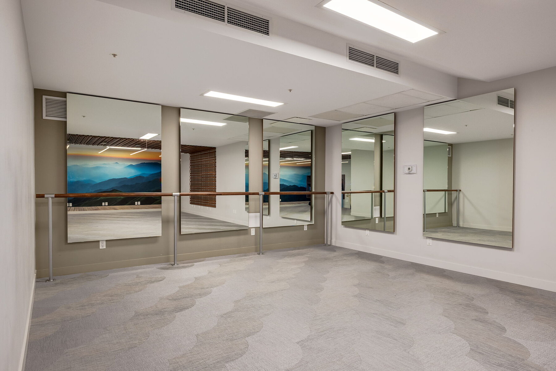  88 9 Street NE #403 - 物件實景