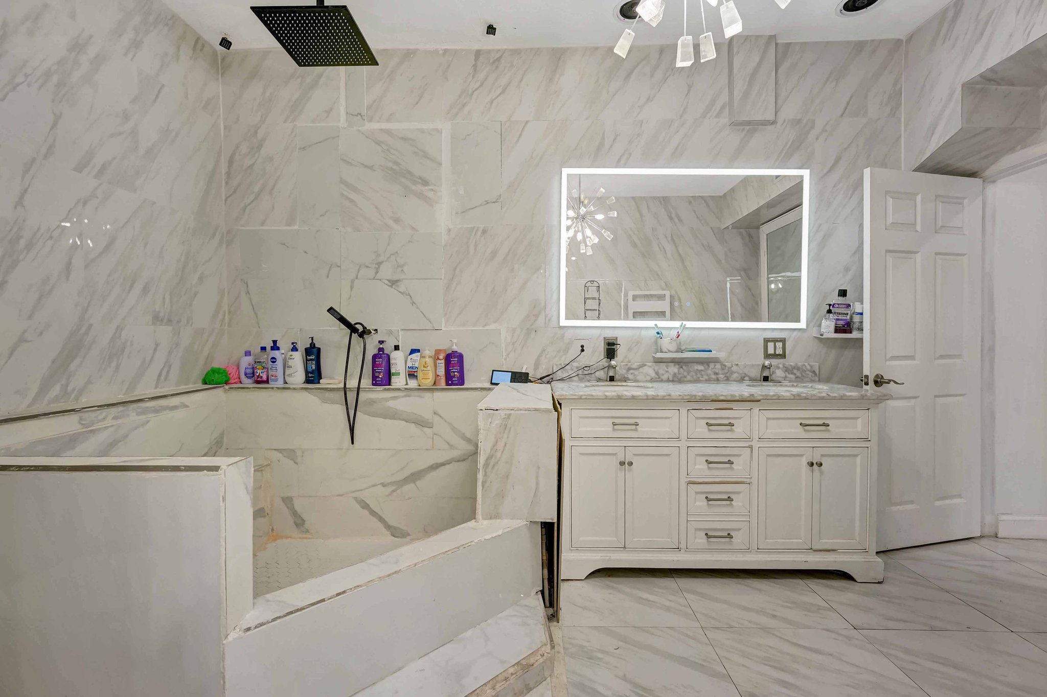  18600 Ne 7th Ct,North Miami Beach, FL, 33179 - 物件實景