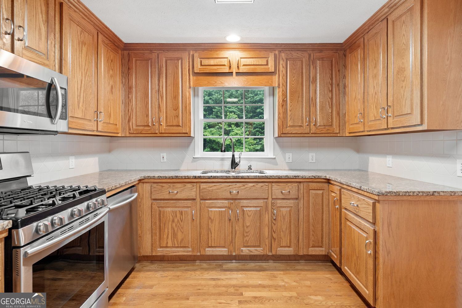 Canton, Georgia, 30114, United States, 4 Bedrooms Bedrooms, ,4 BathroomsBathrooms,Residential,For Sale,1860332