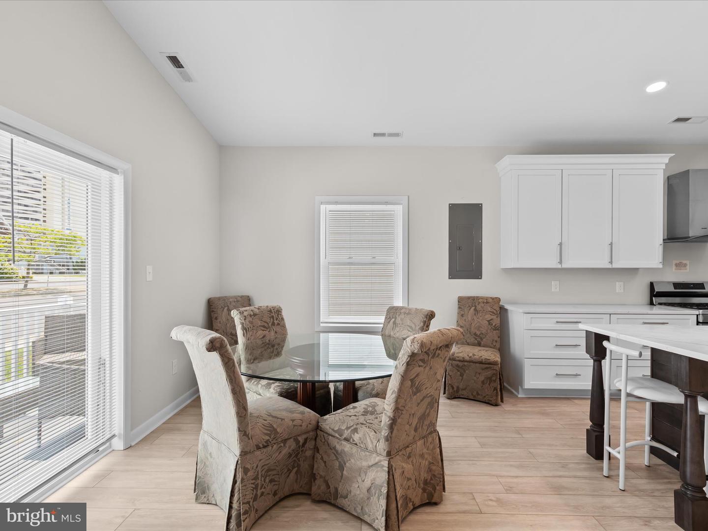 Ocean City, Maryland, 21842, United States, 3 Bedrooms Bedrooms, ,2 BathroomsBathrooms,Residential,For Sale,1847556