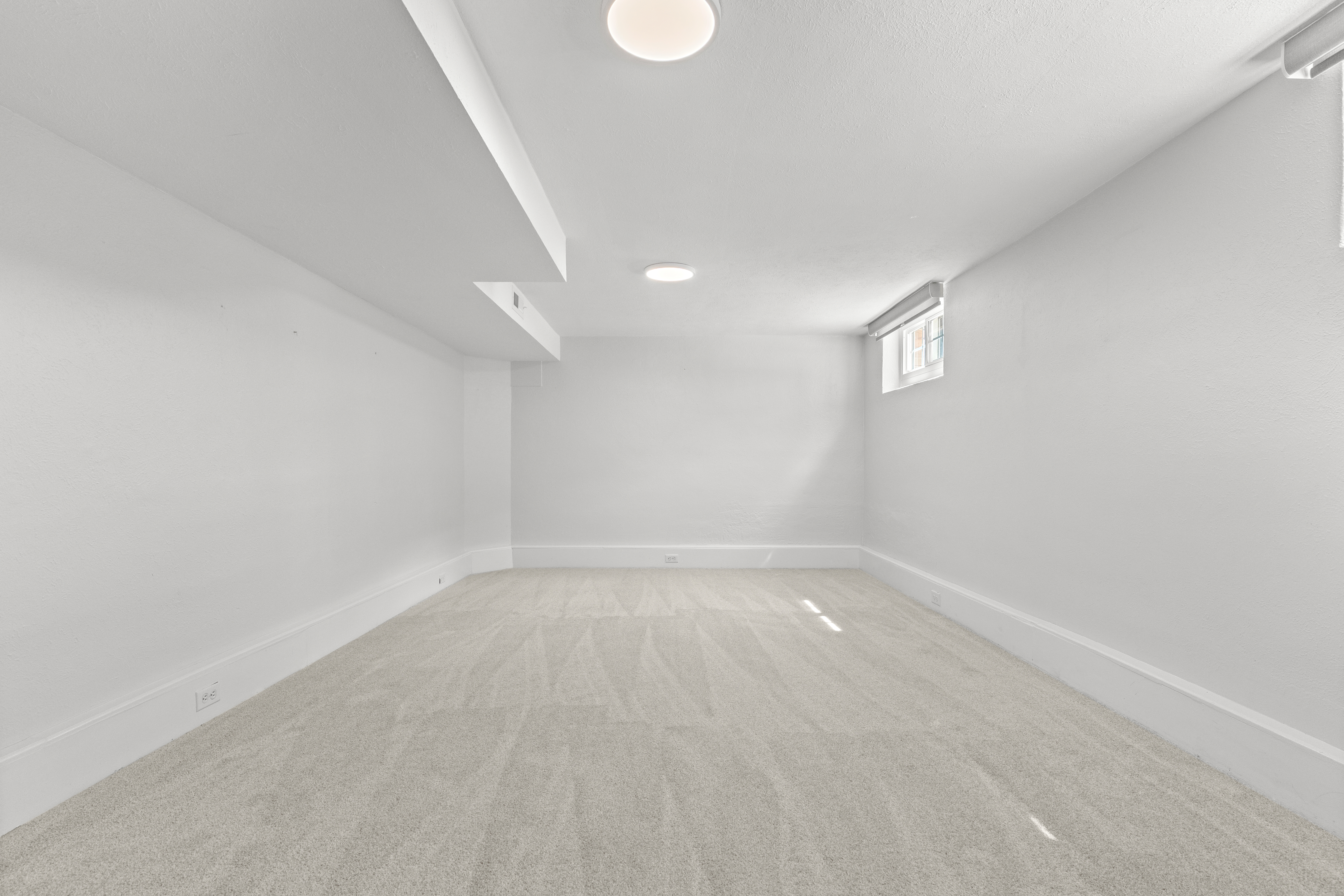  Classic Belcaro Charm Meets Modern, Updated 4-Bedroom, 2-Bath Brick Ranch - 物件實景
