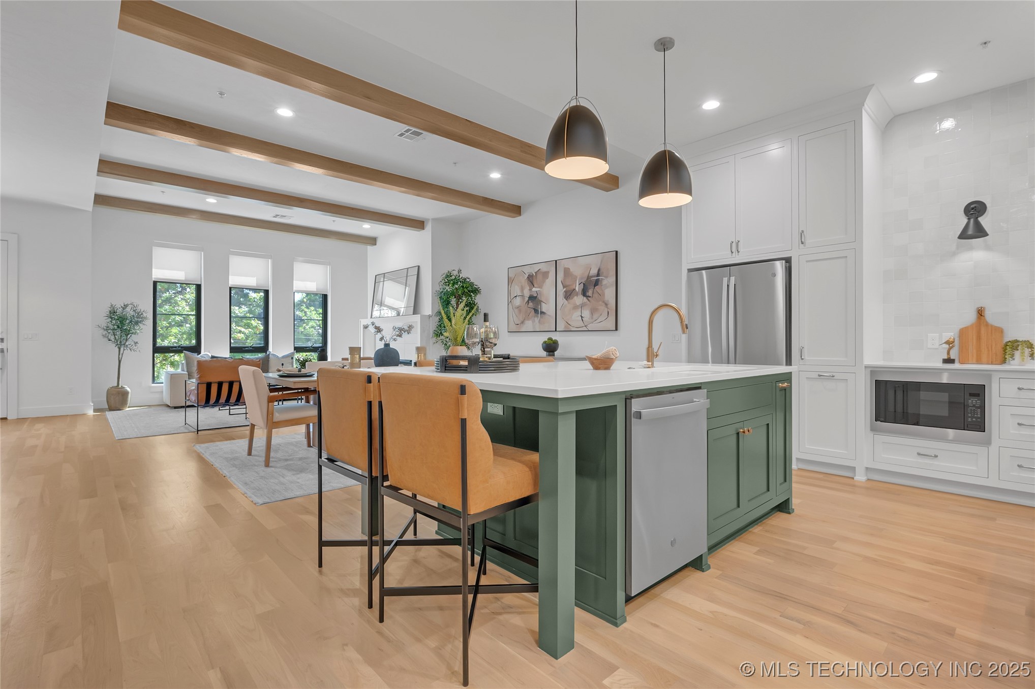 Tulsa, Oklahoma, 74120, United States, 3 Bedrooms Bedrooms, ,3 BathroomsBathrooms,Residential,For Sale,1989379