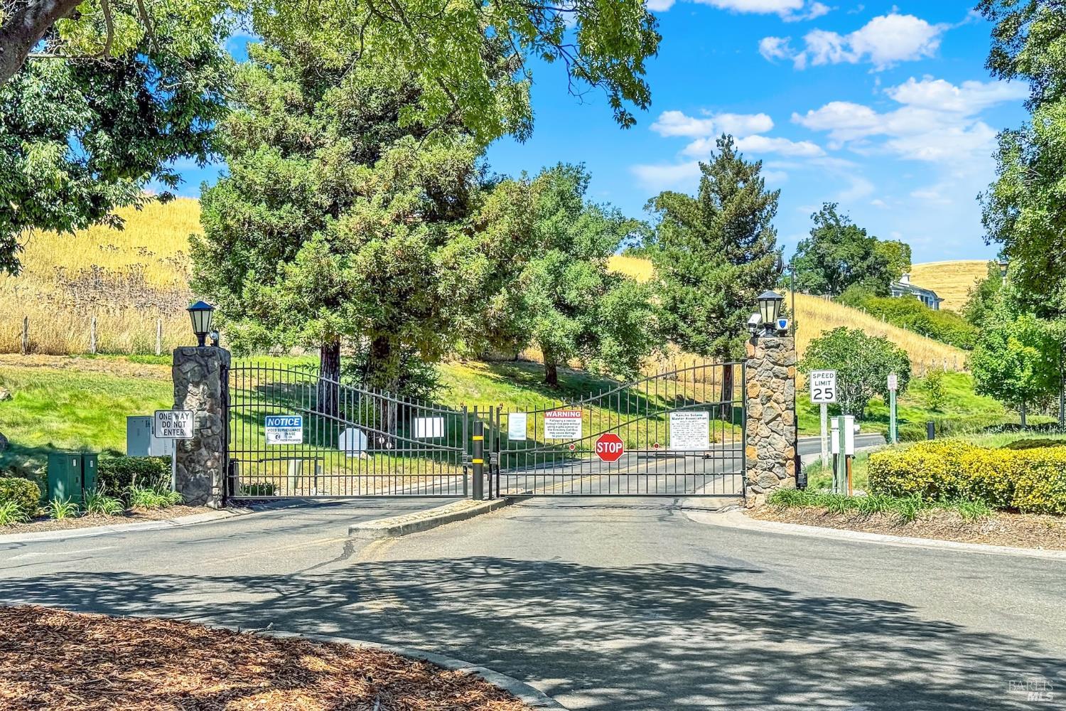 Fairfield, California, 94534, United States, 5 Bedrooms Bedrooms, ,3 BathroomsBathrooms,Residential,For Sale,1917532
