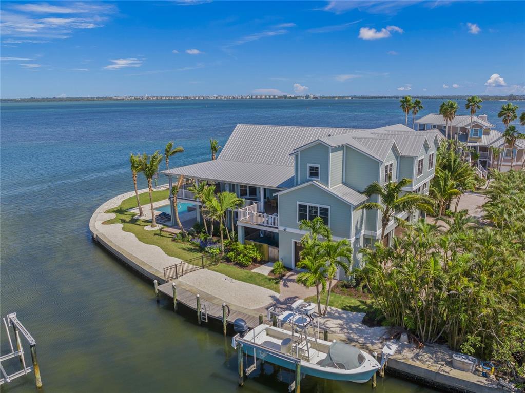 Holmes Beach, Florida, 34217, United States, 5 Bedrooms Bedrooms, ,5 BathroomsBathrooms,Residential,For Sale,1770392