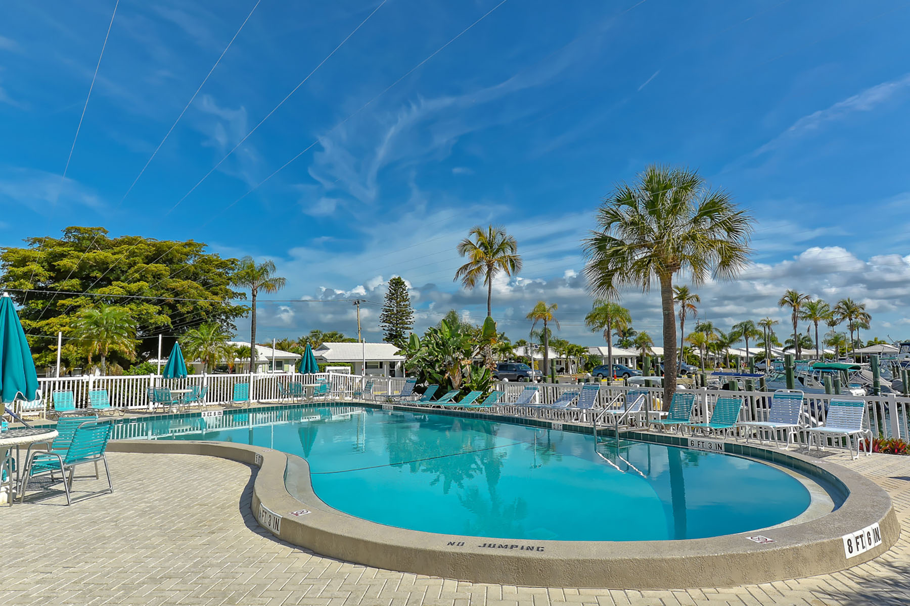  SPANISH MAIN YACHT CLUB CONDO - 物件實景