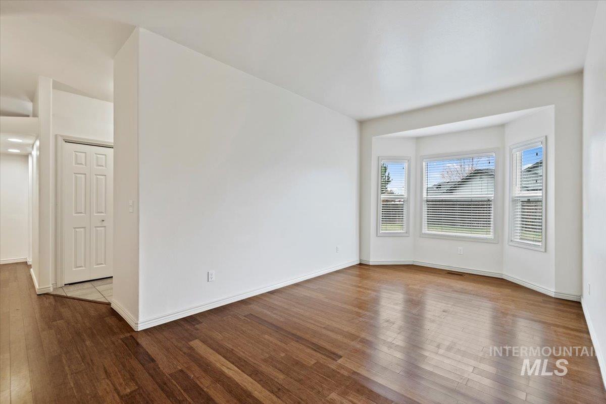 Boise, Idaho, 83716, United States, 3 Bedrooms Bedrooms, ,2 BathroomsBathrooms,Residential,For Sale,1995965