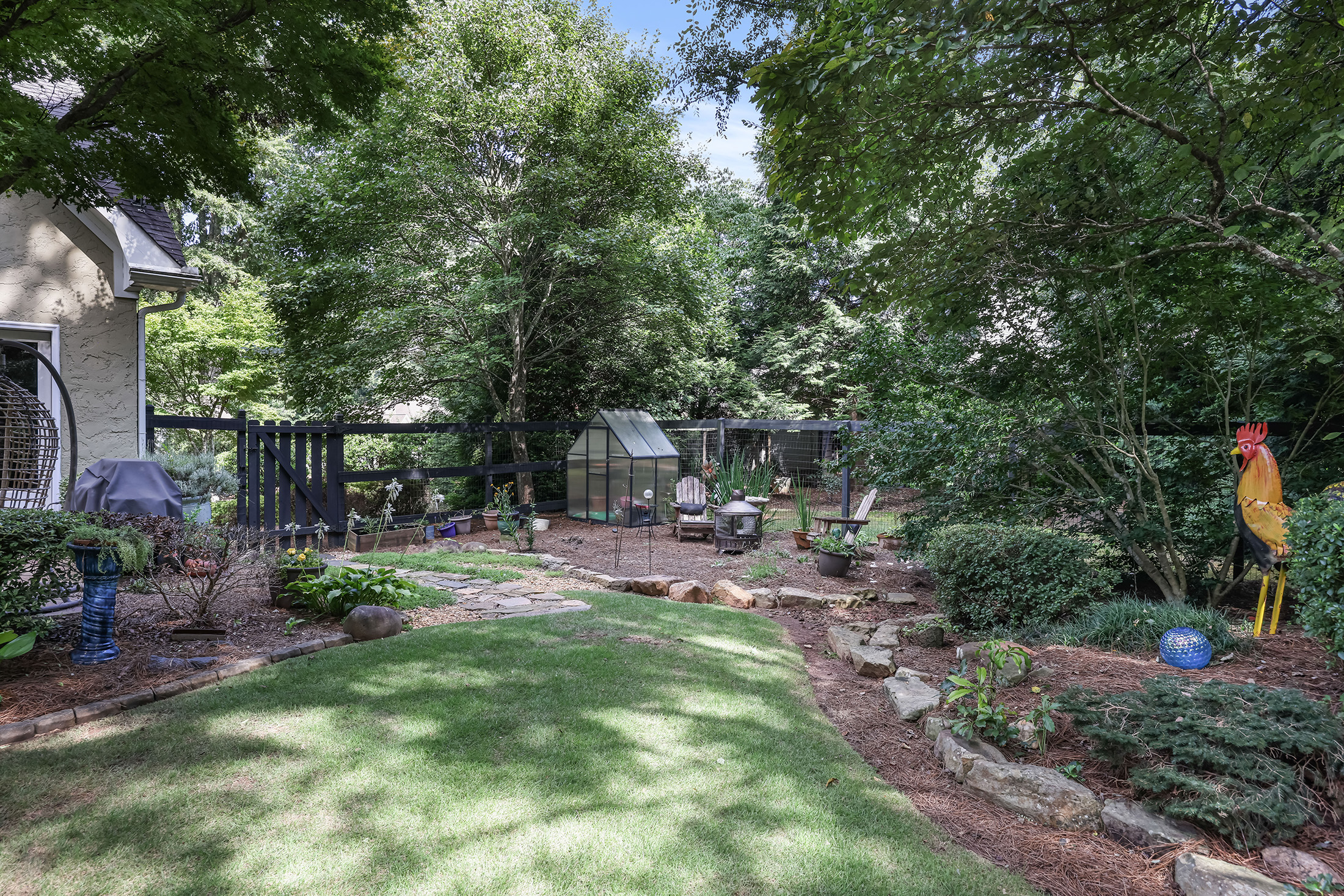  Beautifully Maintained Home in Highly Desirable Lee’s Crossing - 物件實景