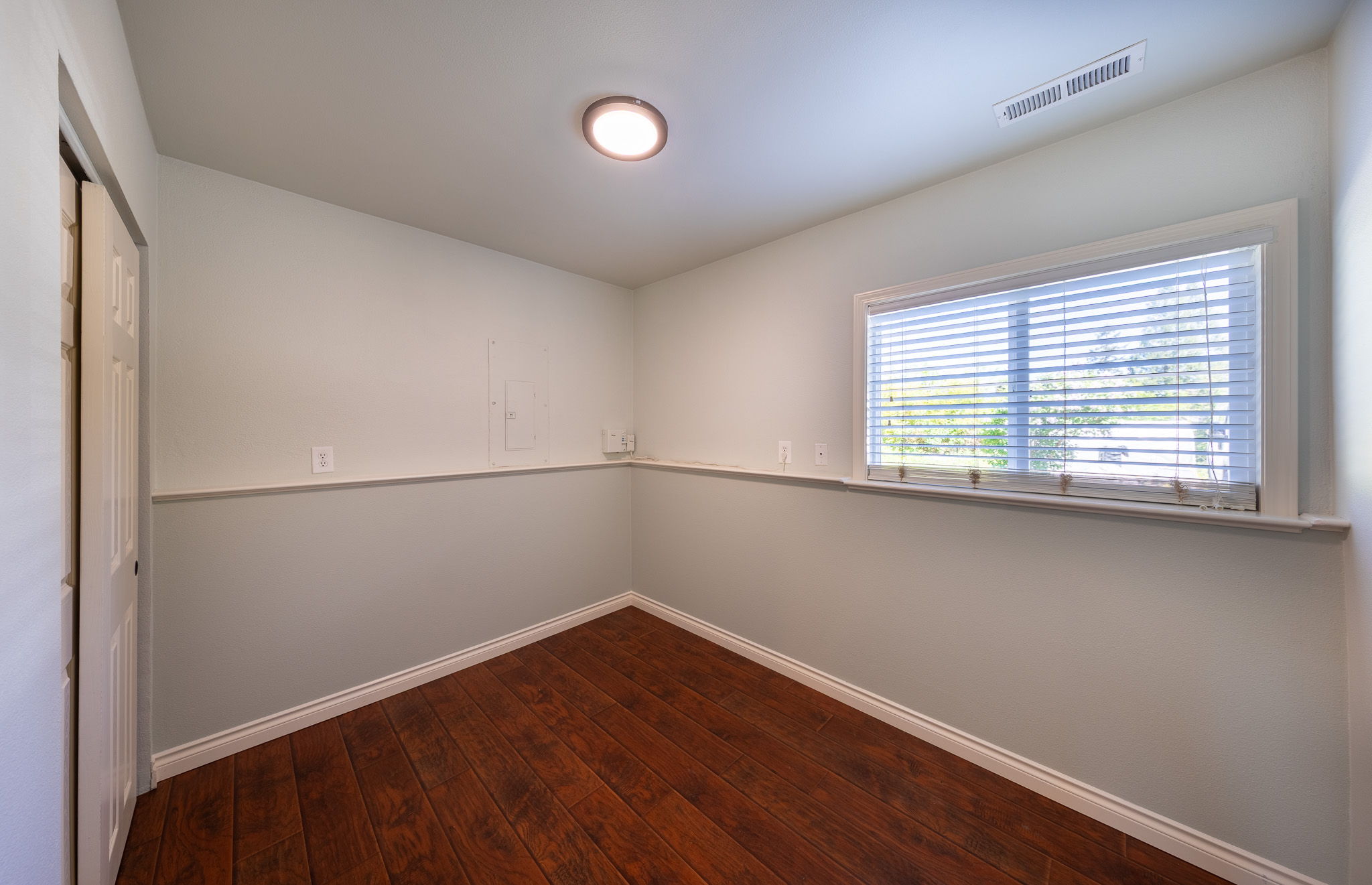  Updated Tri Level Craftsman in Everett - 物件實景